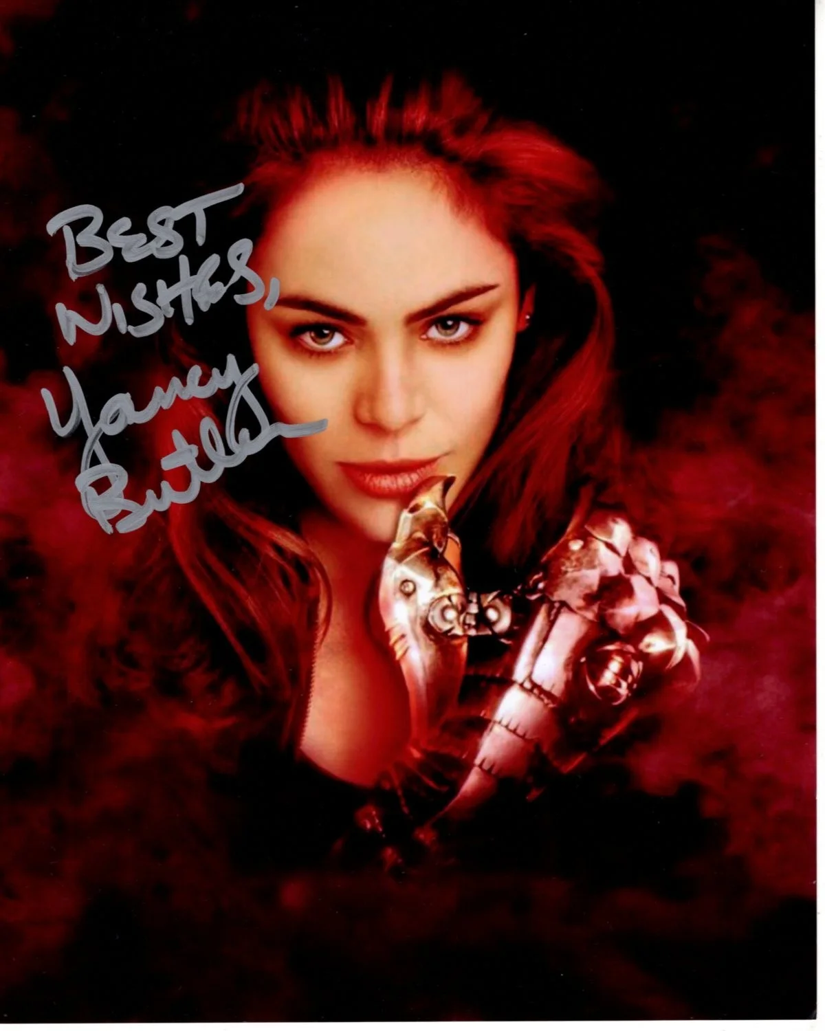 Yancy Butler — YANCY BUTLER Signed Autographed 8x10 WITCHBLADE SARA PEZ PEZZINI Photo