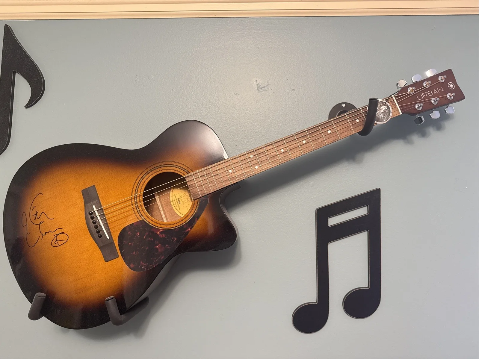 Keith Urban Signed Yamaha Acoustic Guitar, image 2