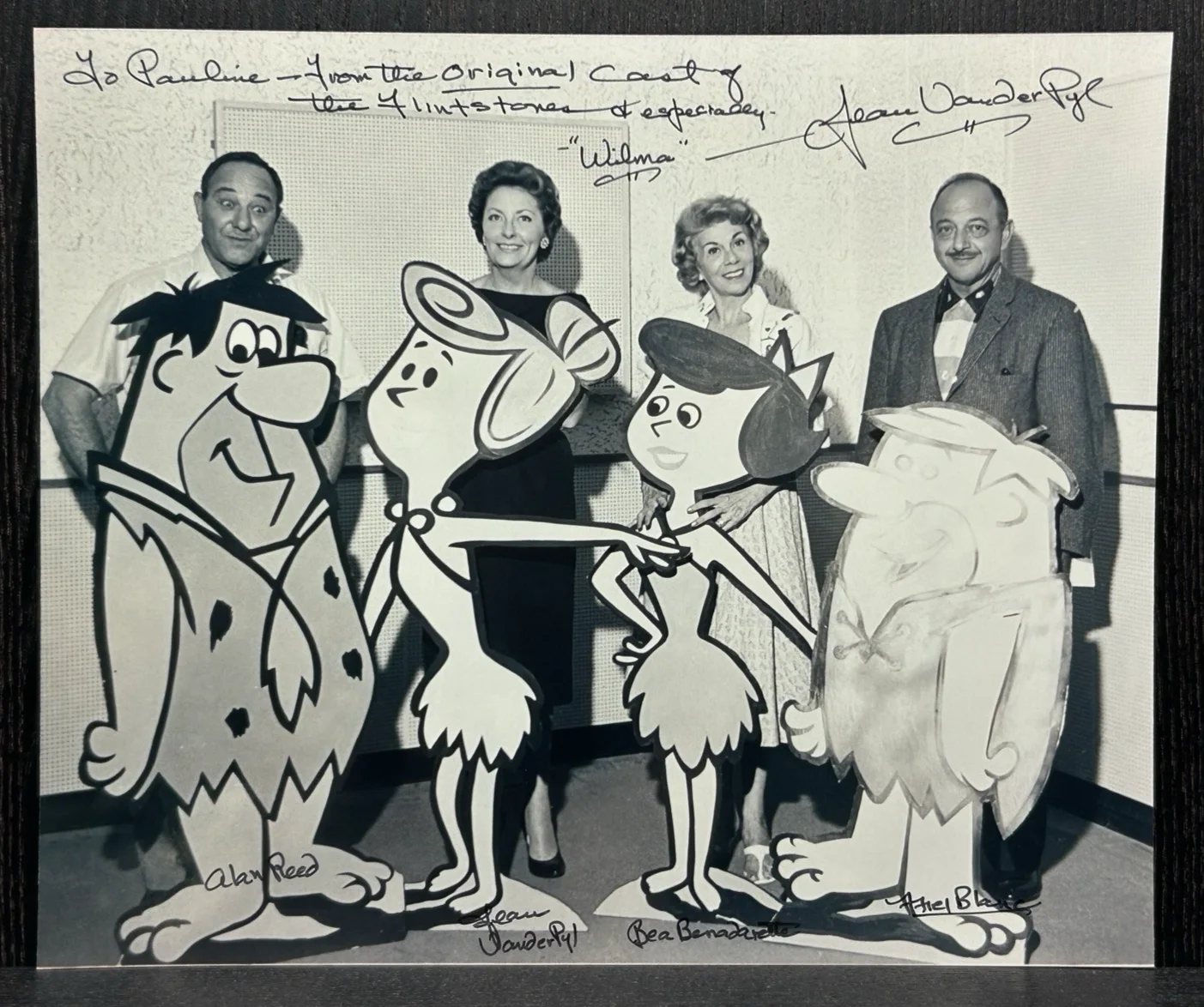 Jean Vander Pyl — JEAN VANDER PYL SIGNED PHOTO & ENVELOPE Autographs JSA COA "Wilma" Flintstones, изображение 2