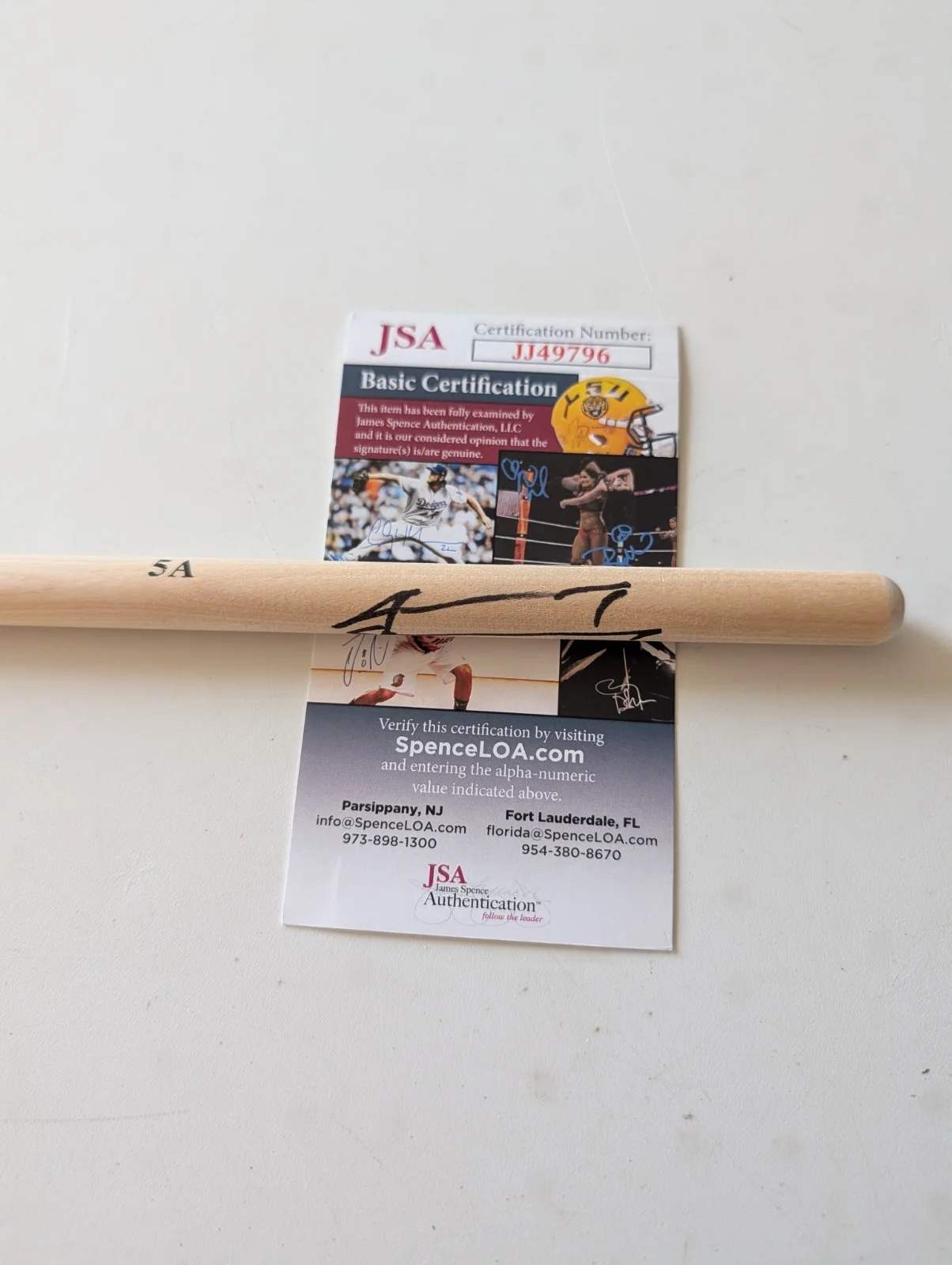 FIVE FINGER DEATH PUNCH DRUMMER JEREMY SPENCER HAND SIGNED DRUMSTICK JSA CERT, image 2
