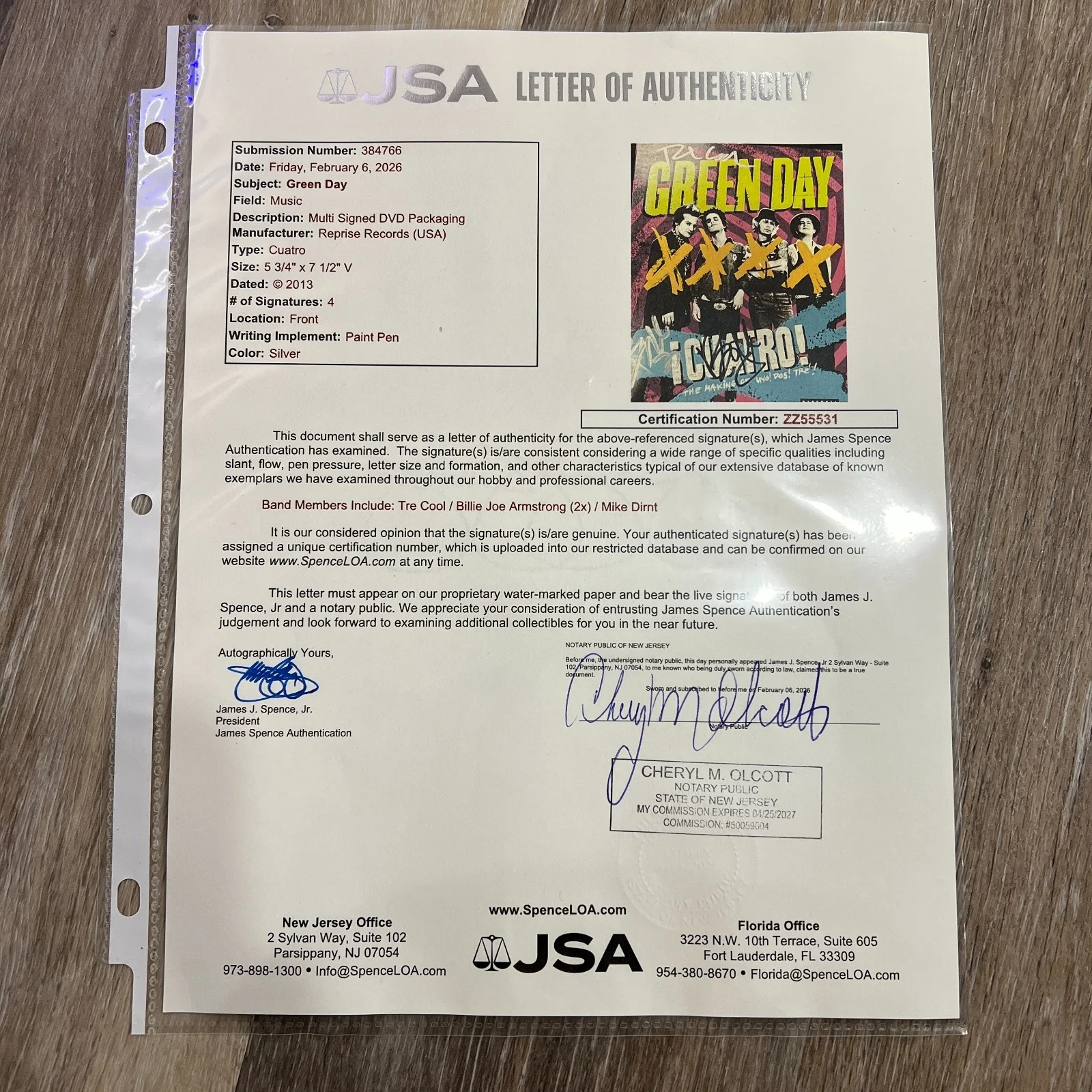 Green Day 'Cuatro' Full Band Signed Autographed DVD [2013, JSA] Cool, Armstrong, image 2