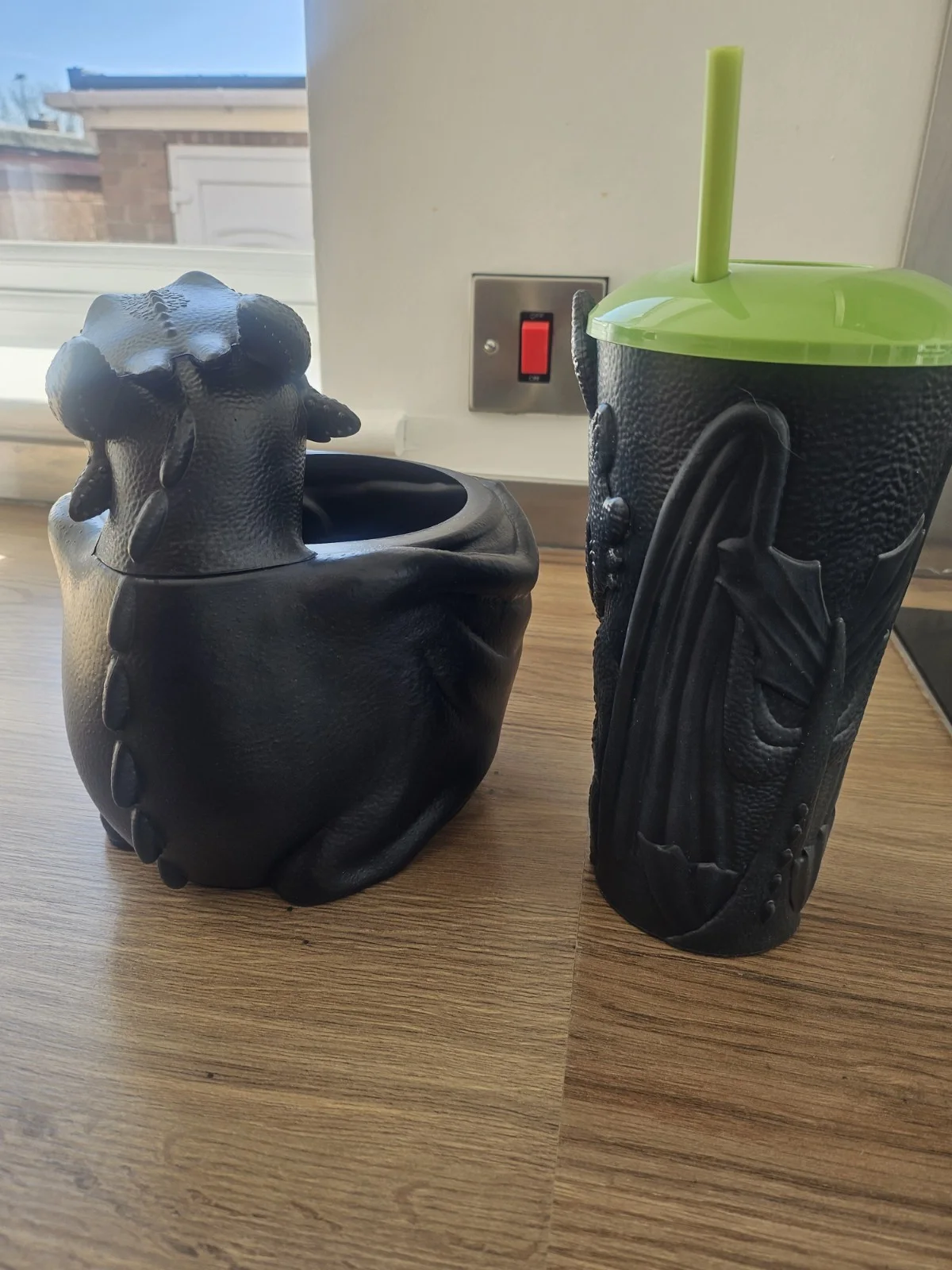 How To Train Your Dragon 2025 Toothless Popcorn Bucket And Cup - UK Rare, image 3
