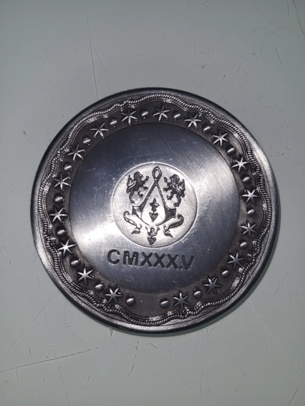 JOHN WICK : Chapter 2 : Blood Oath Marker Skull Coin & Gift Bag Keanu Reeves New, image 2