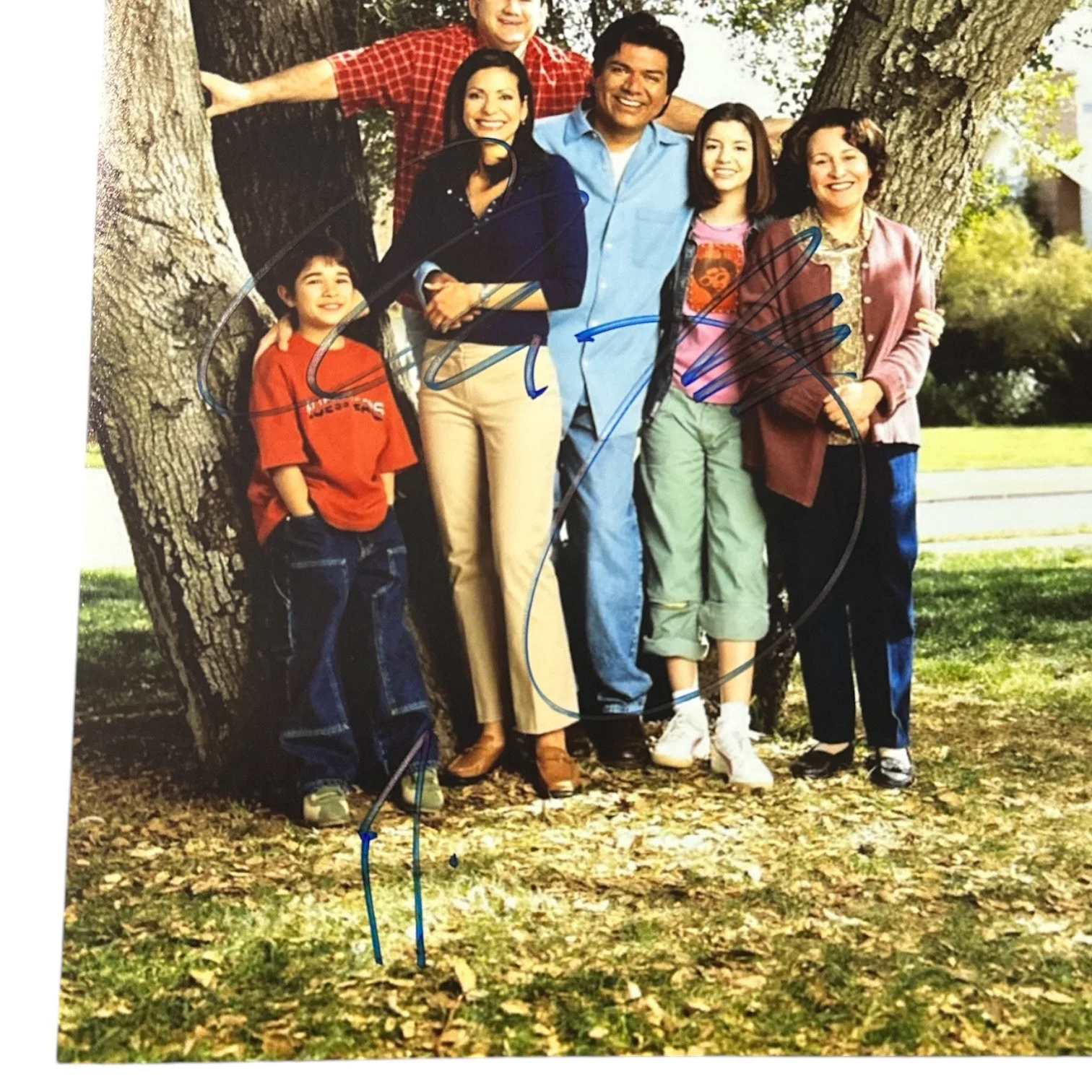 George Lopez — George Lopez Autograph 8.5x11 Photo! Signed in 2017! Comedy & TV Show Legend!, изображение 2