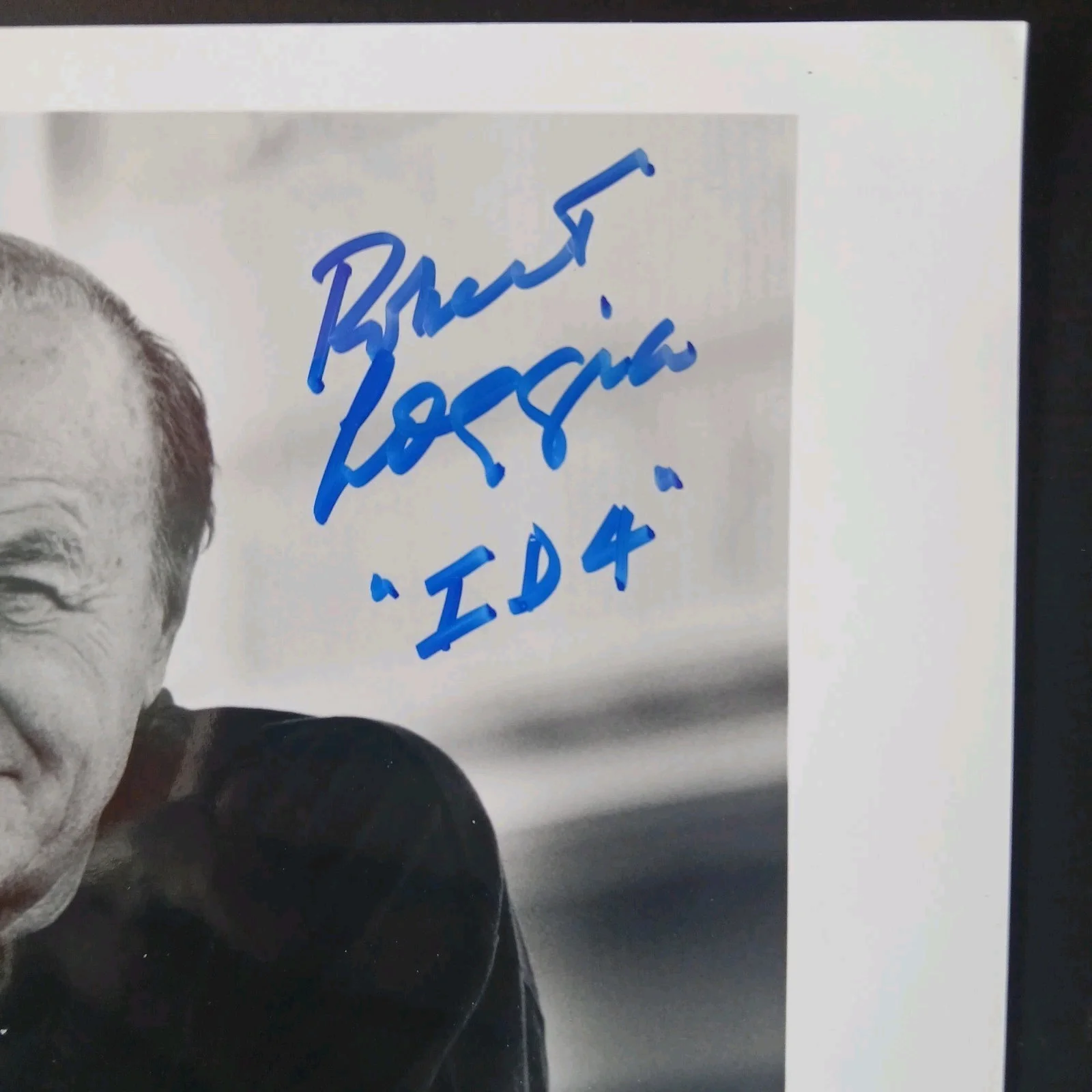 robert loggia — robert loggia signed 8x10 photo w/id4 insc.l independence day scarface sopranos, изображение 2