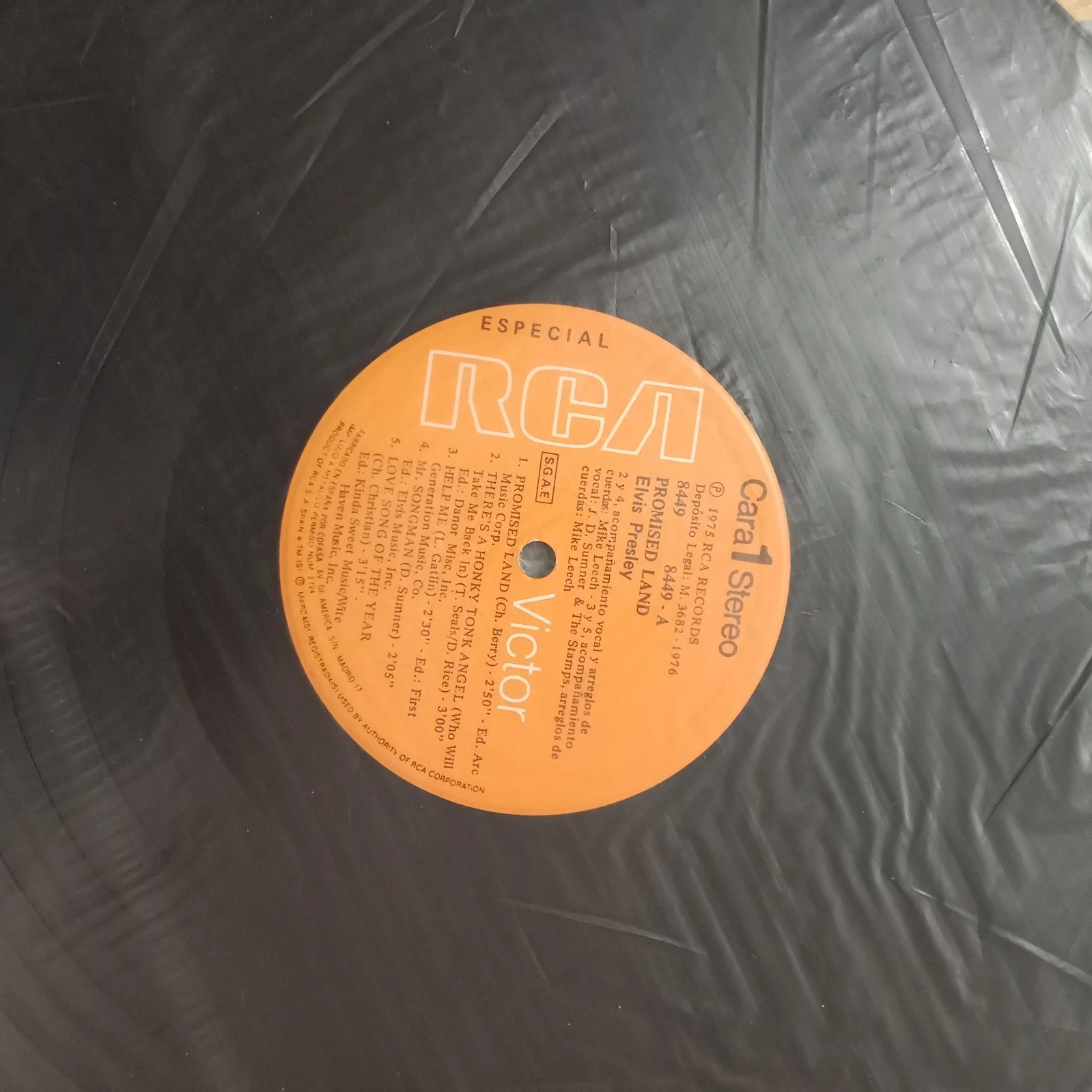 Elvis Presley Signed "Promised Land" Album Cover With COA, image 4