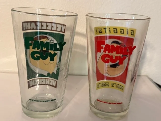 Family Guy Collector's Series Pint Glasses Peter Griffin Glenn Quagmire 2011, изображение 2