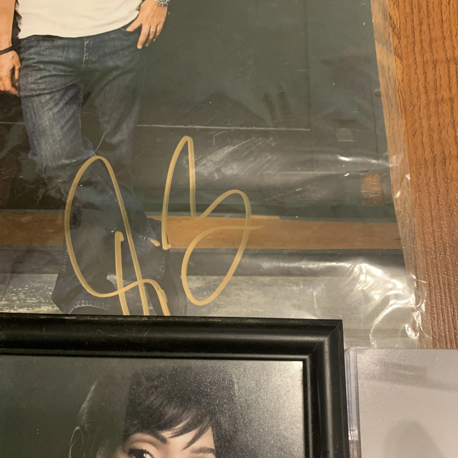 Bones Cast Autographs, изображение 2