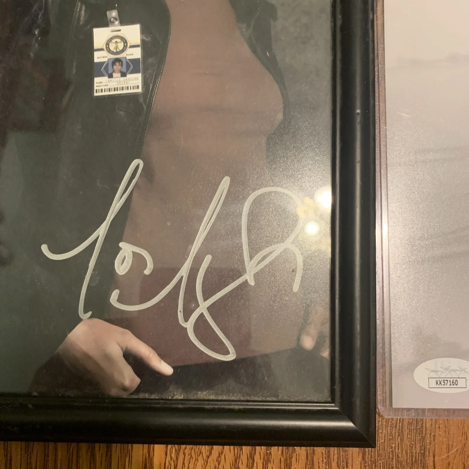 Bones Cast Autographs, изображение 4