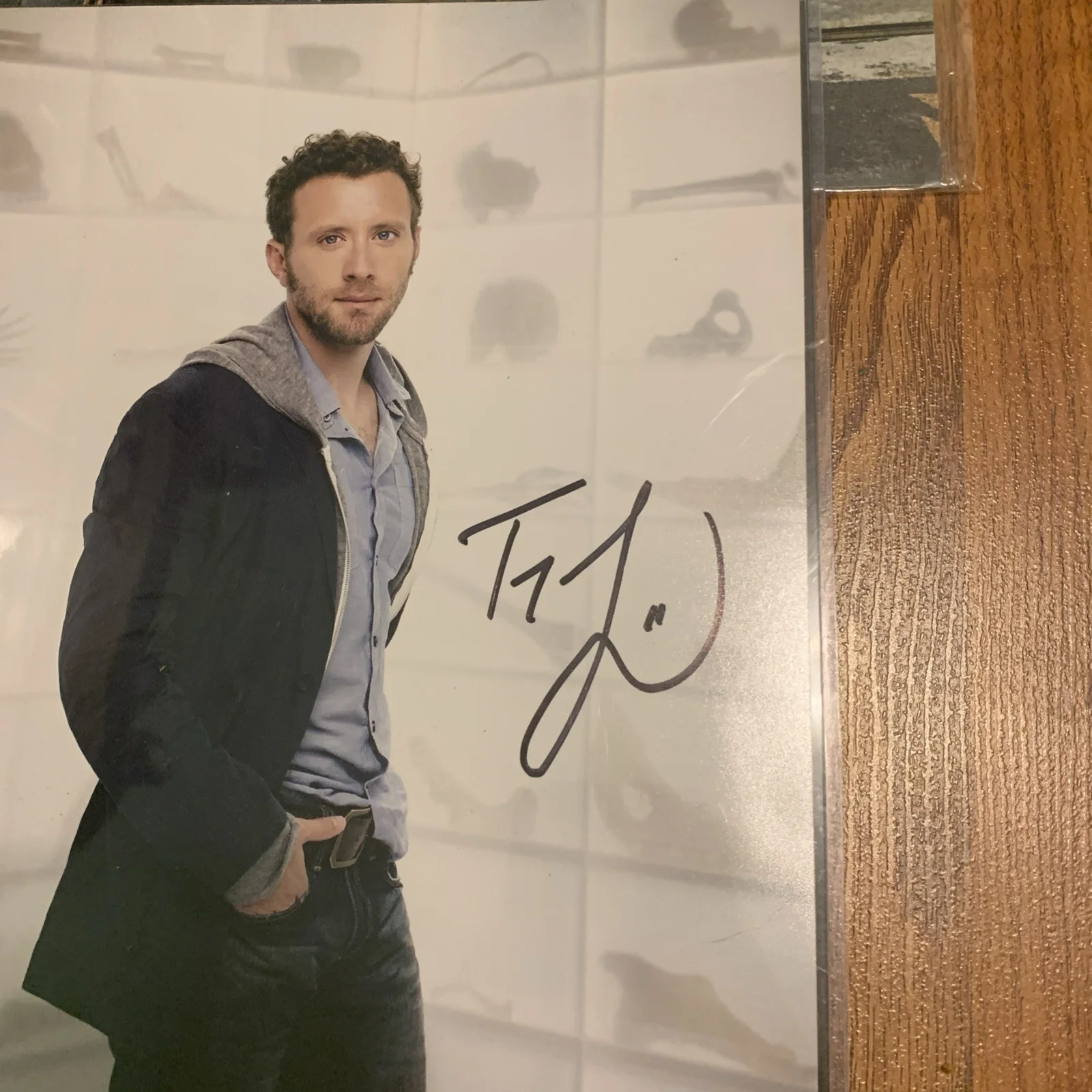 Bones Cast Autographs, изображение 5