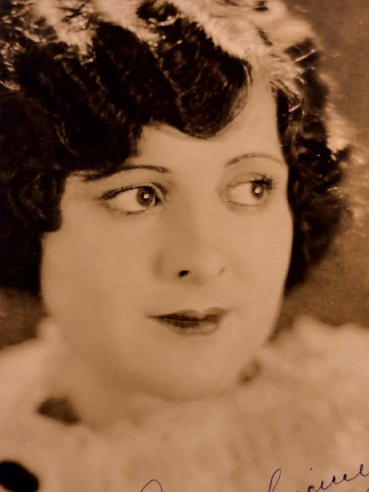 Billie Dove Rare Very Early Autographed Photo Signed "Lillian" 1922, изображение 4