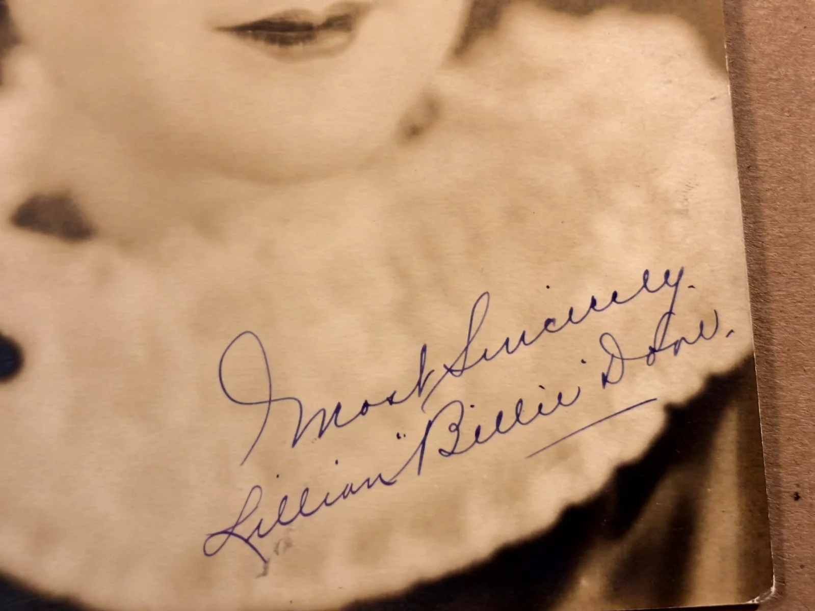 Billie Dove Rare Very Early Autographed Photo Signed "Lillian" 1922, изображение 5