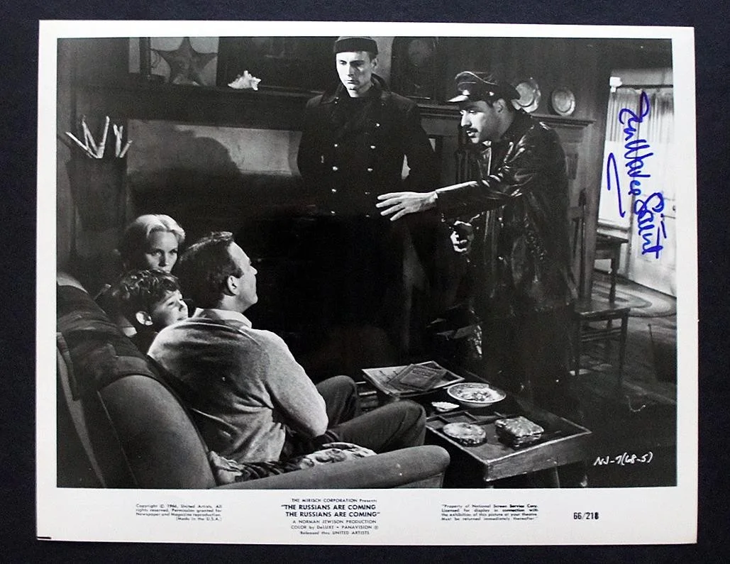 Eva Marie Saint — EVA MARIE SAINT SIGNED 8X10 Photo - with Alan Arkin The Russians are Coming!