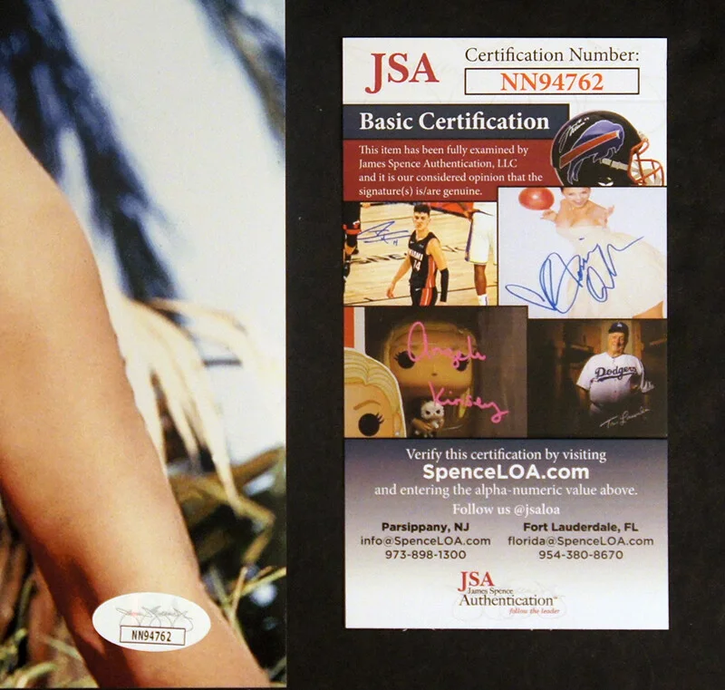 TINA LOUISE — *JSA Cert* TINA LOUISE SIGNED Autographed Sexy Color Photo (Gilligan's Island), изображение 3