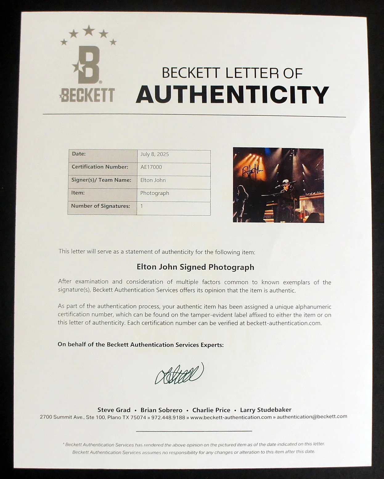 ELTON JOHN SIGNED Color Concert Photo 8x10 with Beckett Letter COA!, изображение 4