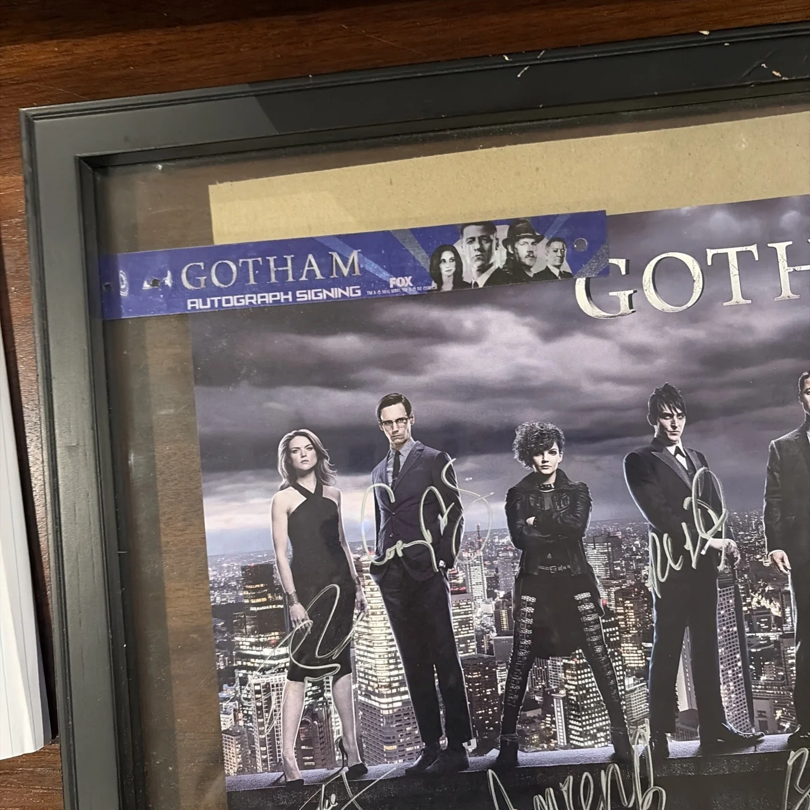 Gotham Tv Show Season 2 Autographed Framed 10x18 Poster, image 3