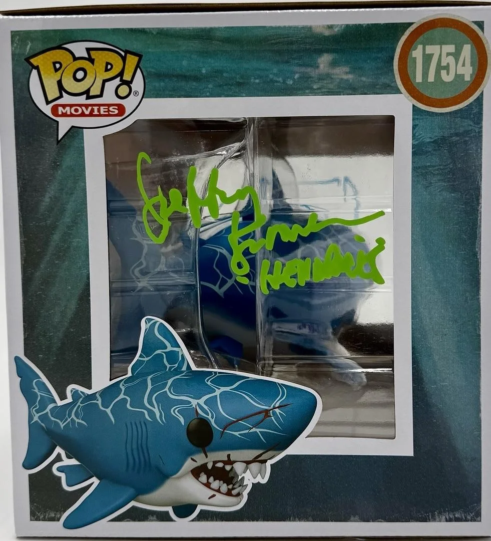 Richard Dreyfuss Jaws Cast — Dreyfuss, Kramer, Vorhees,Searle brothers signed Funko #1754 (Jaws)- Beckett COA, image 4