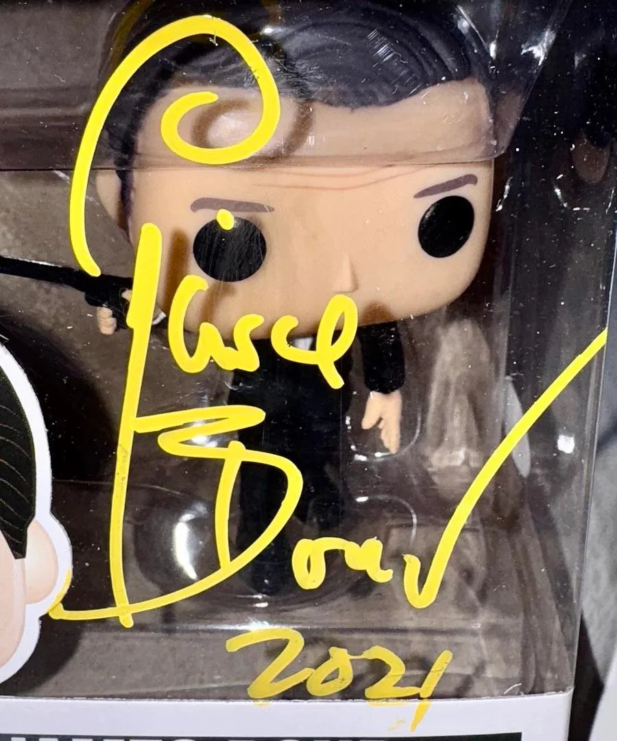 Pierce Brosnan — Pierce Brosnan Signed Funko Pop #693 "James Bond" (007) - JSA COA #02, изображение 2