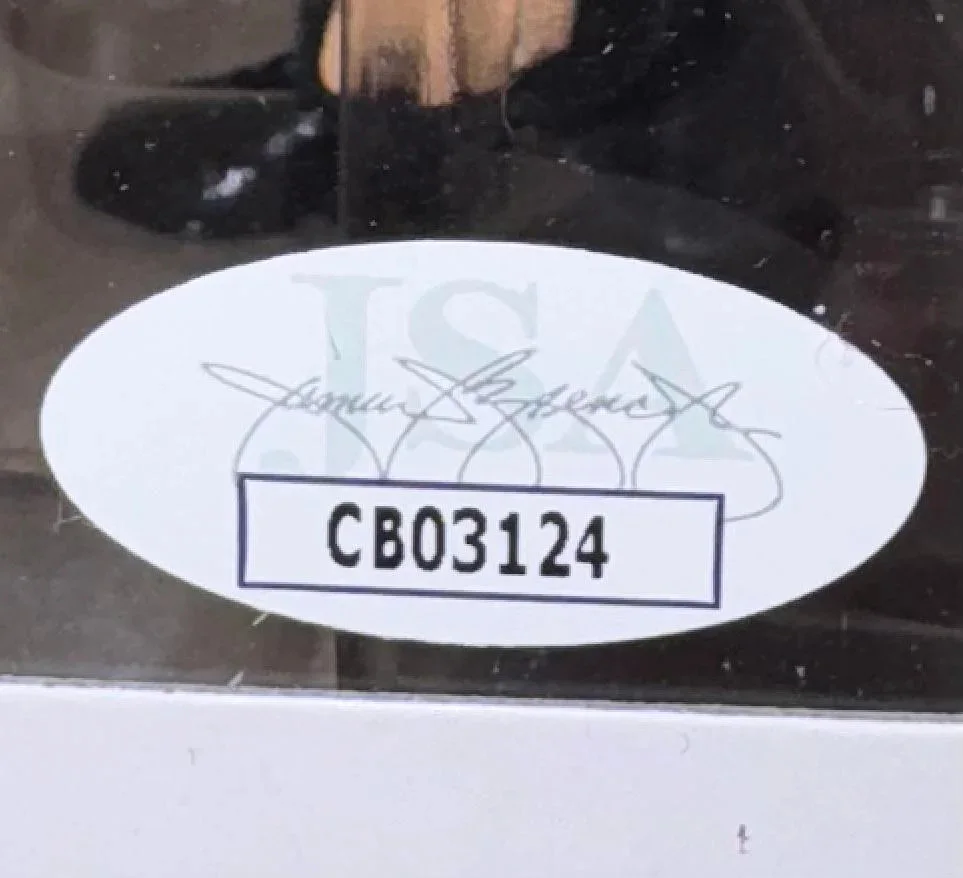 Pierce Brosnan — Pierce Brosnan Signed Funko Pop #693 "James Bond" (007) - JSA COA #02, изображение 4