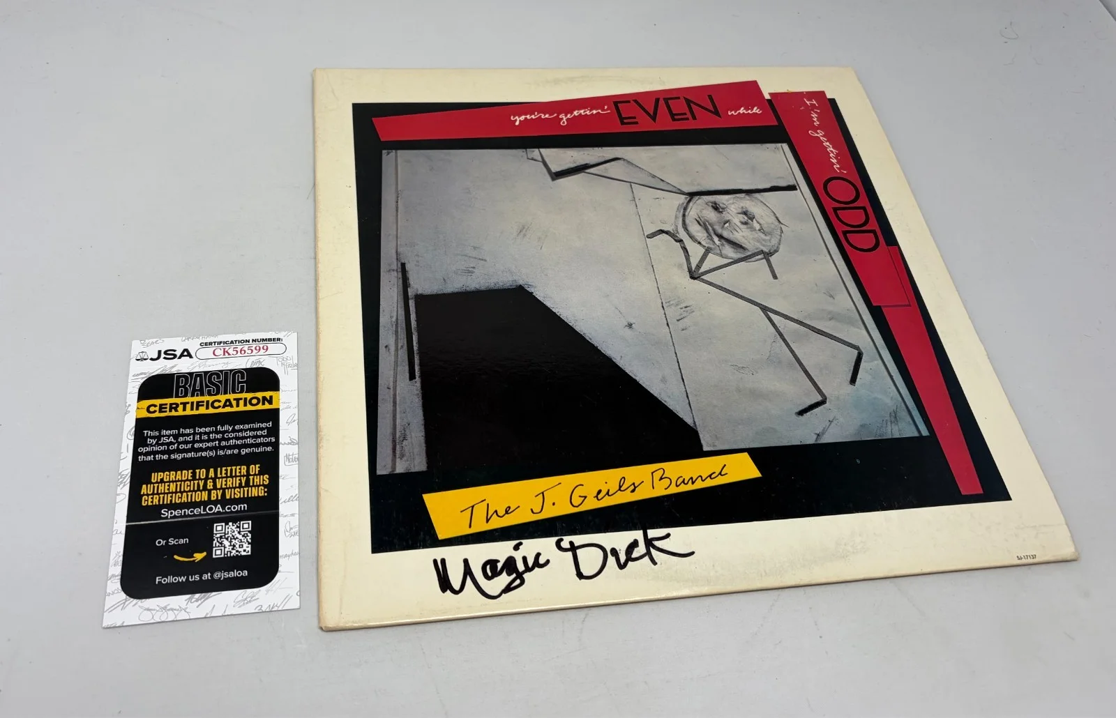 Magic Dick signed J. Geils Band You're Gettin Even While I'm Odd Album JSA COA, изображение 2