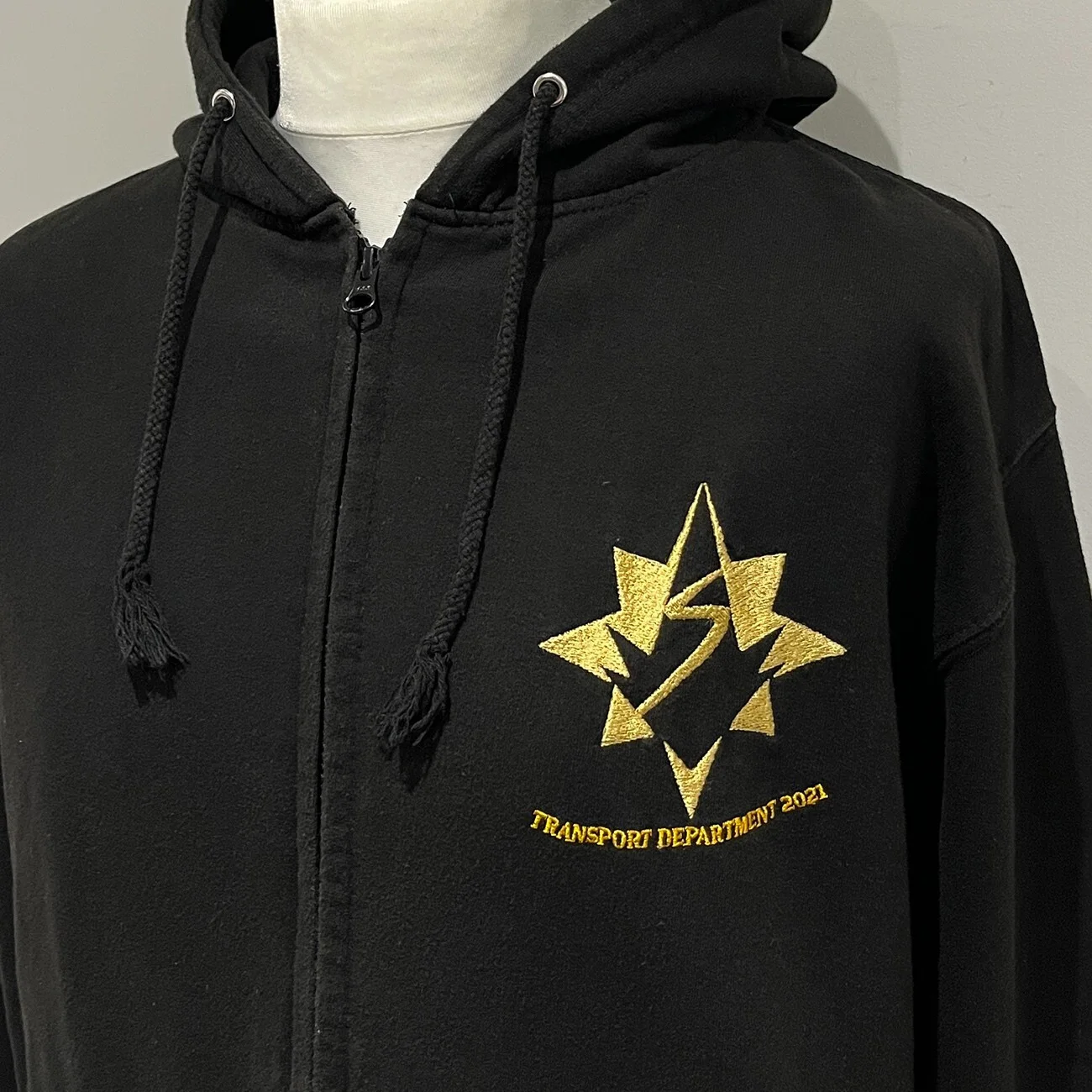 THE MARVELS Cast & Crew Hoodie L Transport Dept Movie Marvel Studios Film Gift, image 4