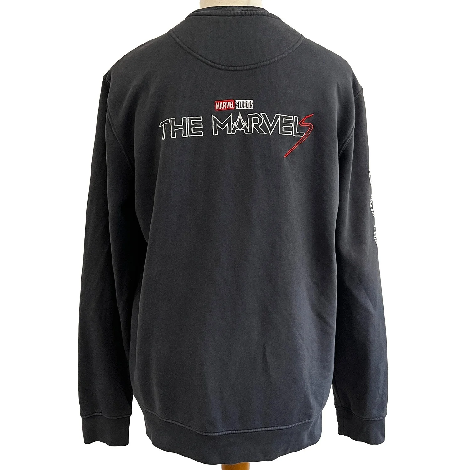 THE MARVELS Cast & Crew Sweatshirt XL London Crew 2021 Film Marvel Studios Gift, изображение 3