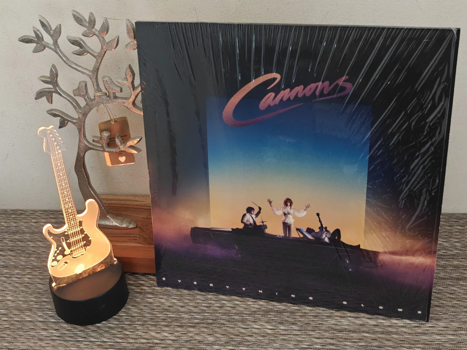 Cannons Everything Glows Translucent Light Blue Vinyl + Signed Insert In Hand, изображение 3