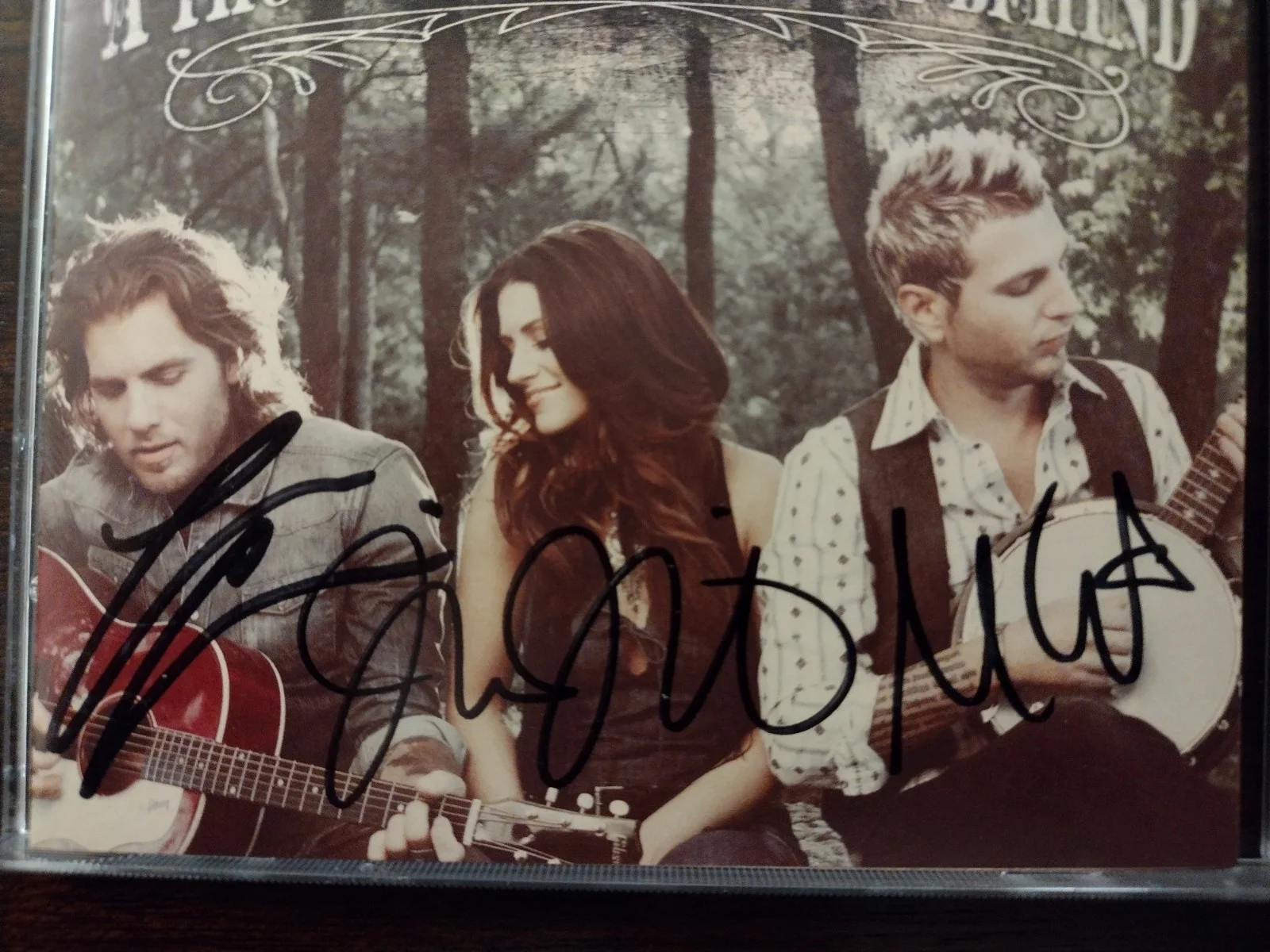 Gloriana Signed CD, image 2