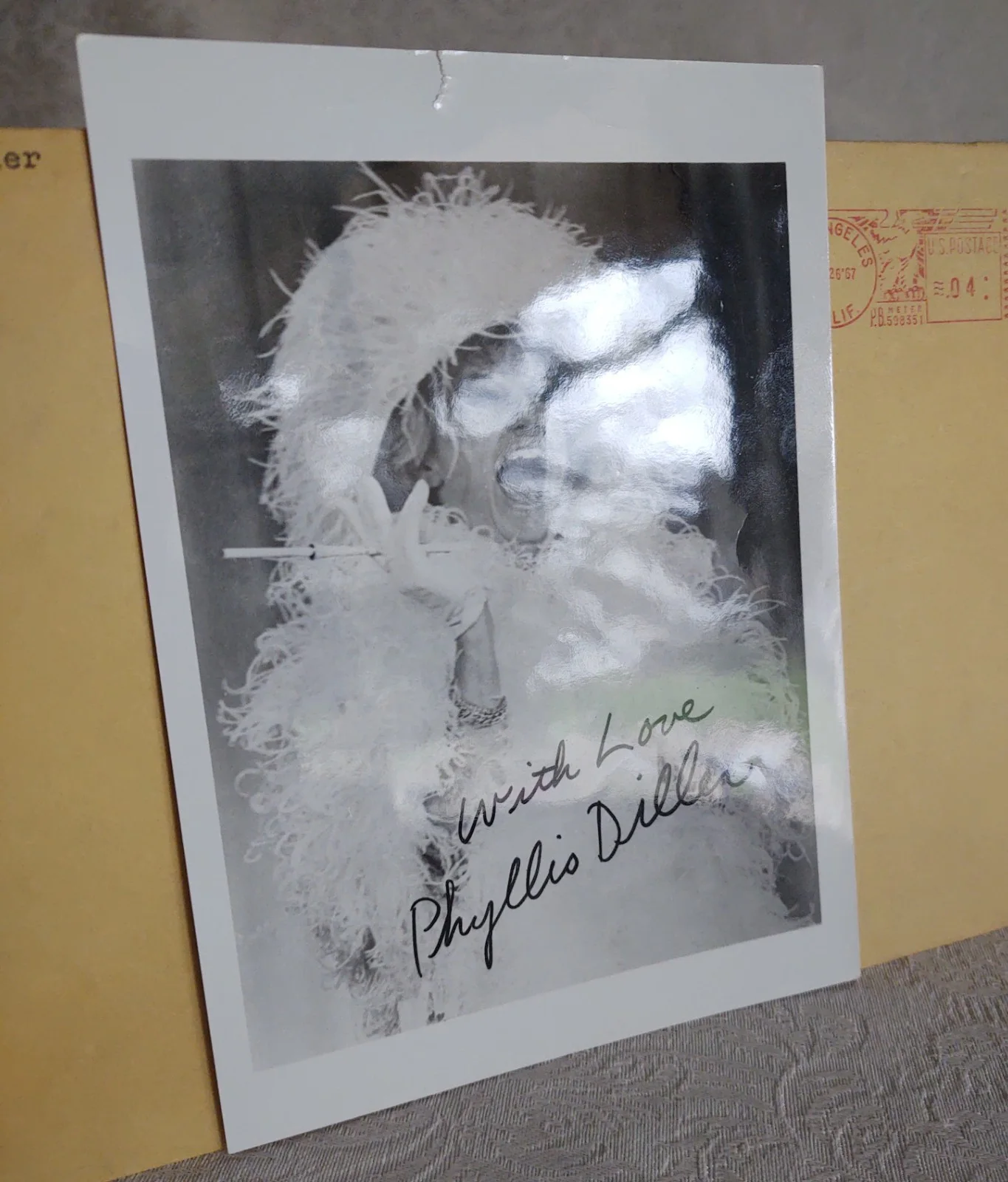 Phyllis Diller — Vtg Phyllis Diller Autographed B&W Photo Orig Envelope 1967 Marriage Manual, изображение 4