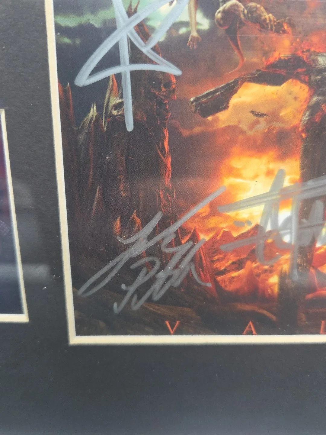 Vale by Black Veil Brides (CD, 2018) Signed CD 5 Autographs, image 4