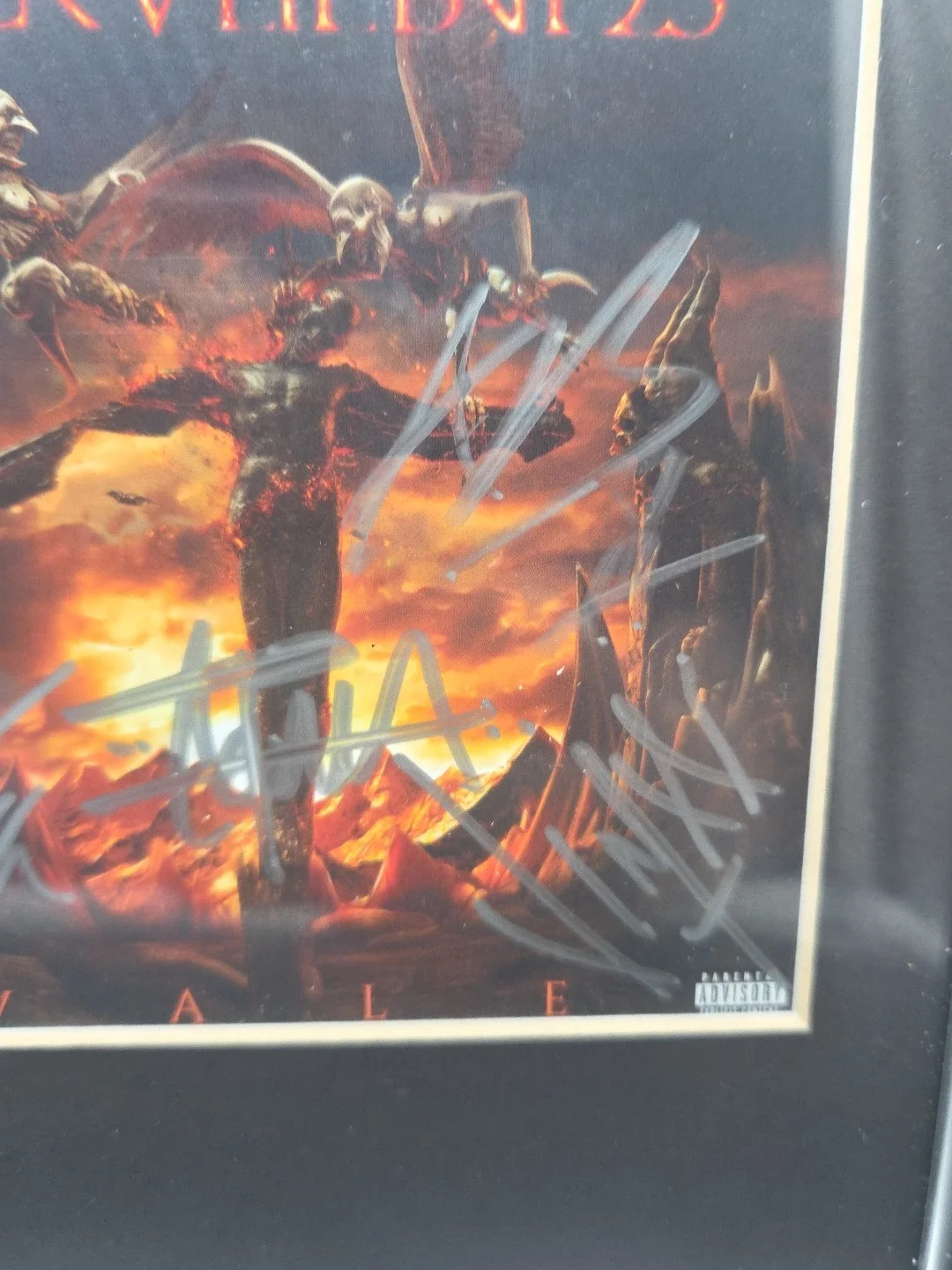 Vale by Black Veil Brides (CD, 2018) Signed CD 5 Autographs, image 5