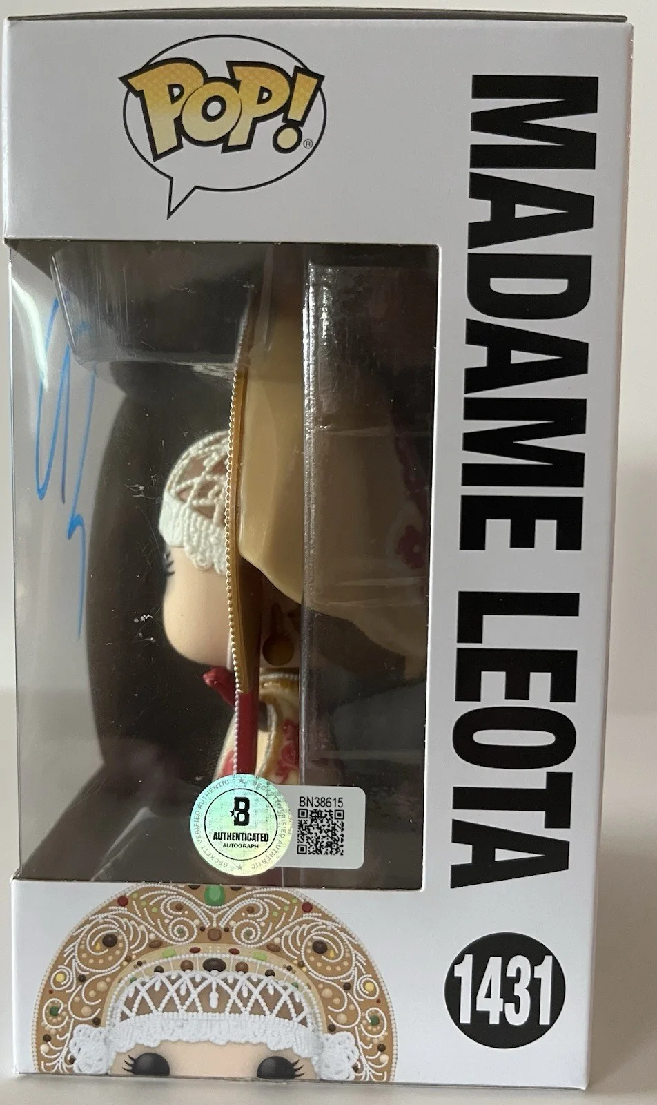 Jamie Lee Curtis — Jamie Lee Curtis Signed “Haunted Mansion” #1431 Madame Leota Funko Pop (Beckett), изображение 2