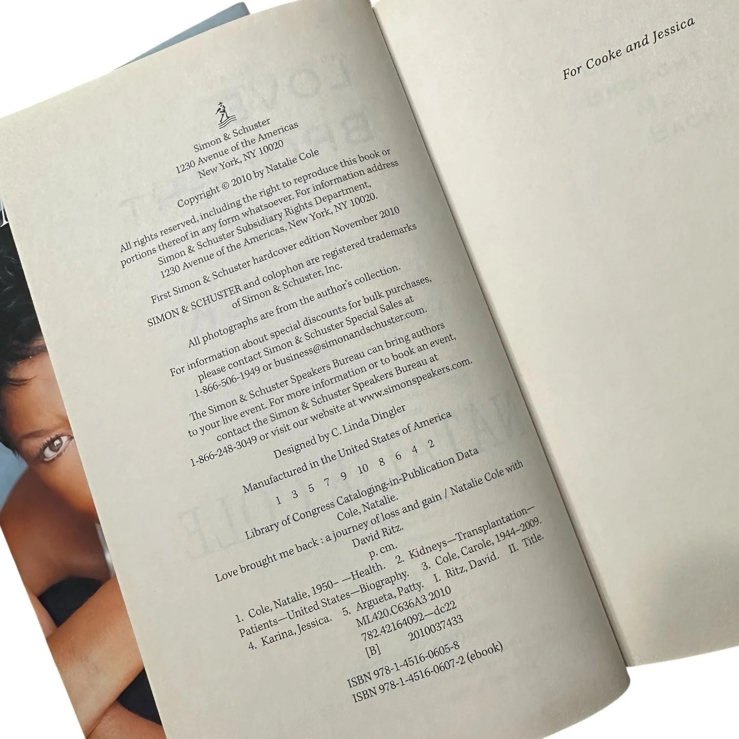 Natalie Cole Signed Autograph Love Brought Me Back Book! Nat King Cole Daughter!, image 3