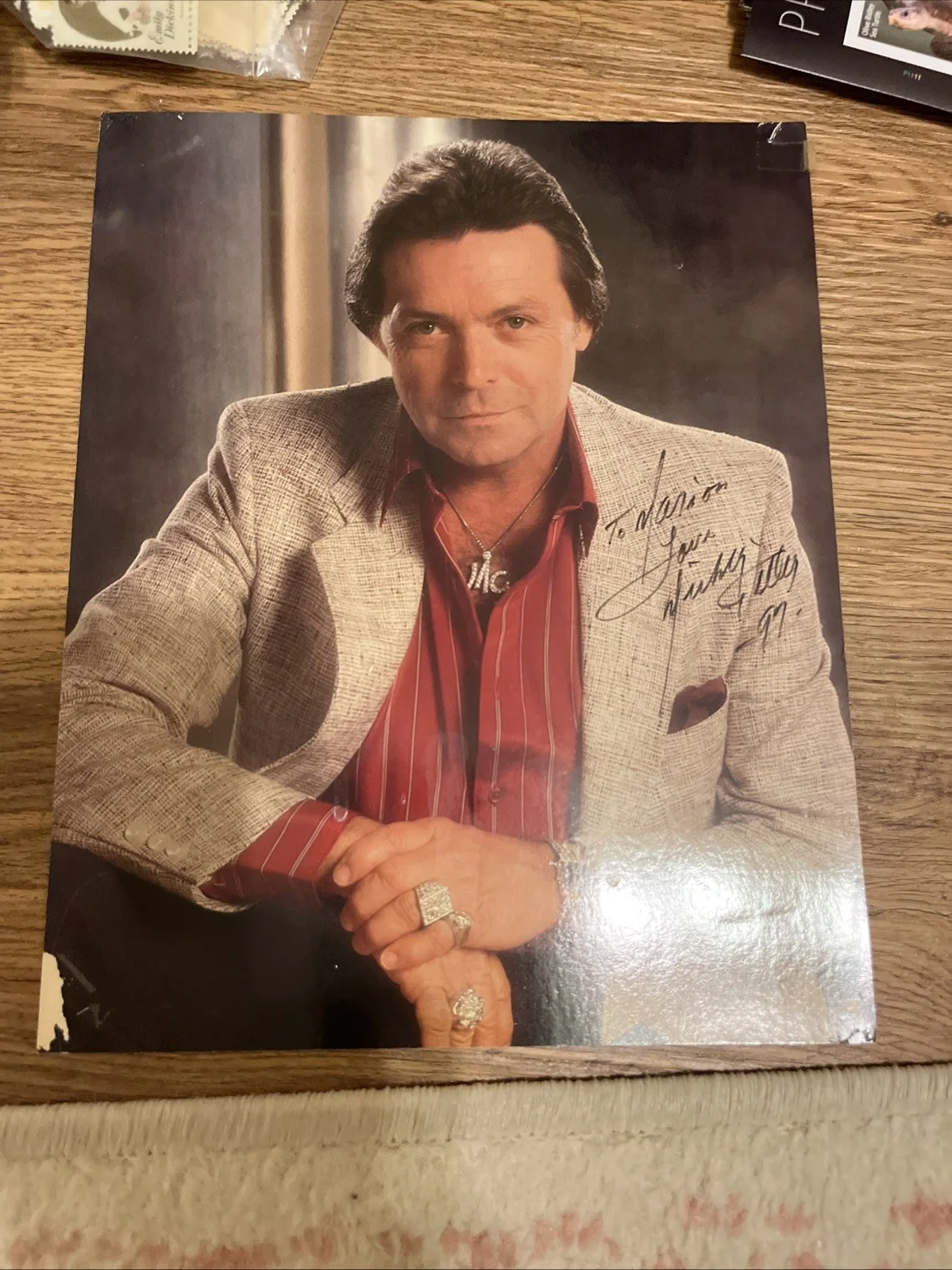 Mickey Gilley — MICKEY GILLEY - 8 X 10 COLOR PHOTO - INSCRIBED AND SIGNED - 1997