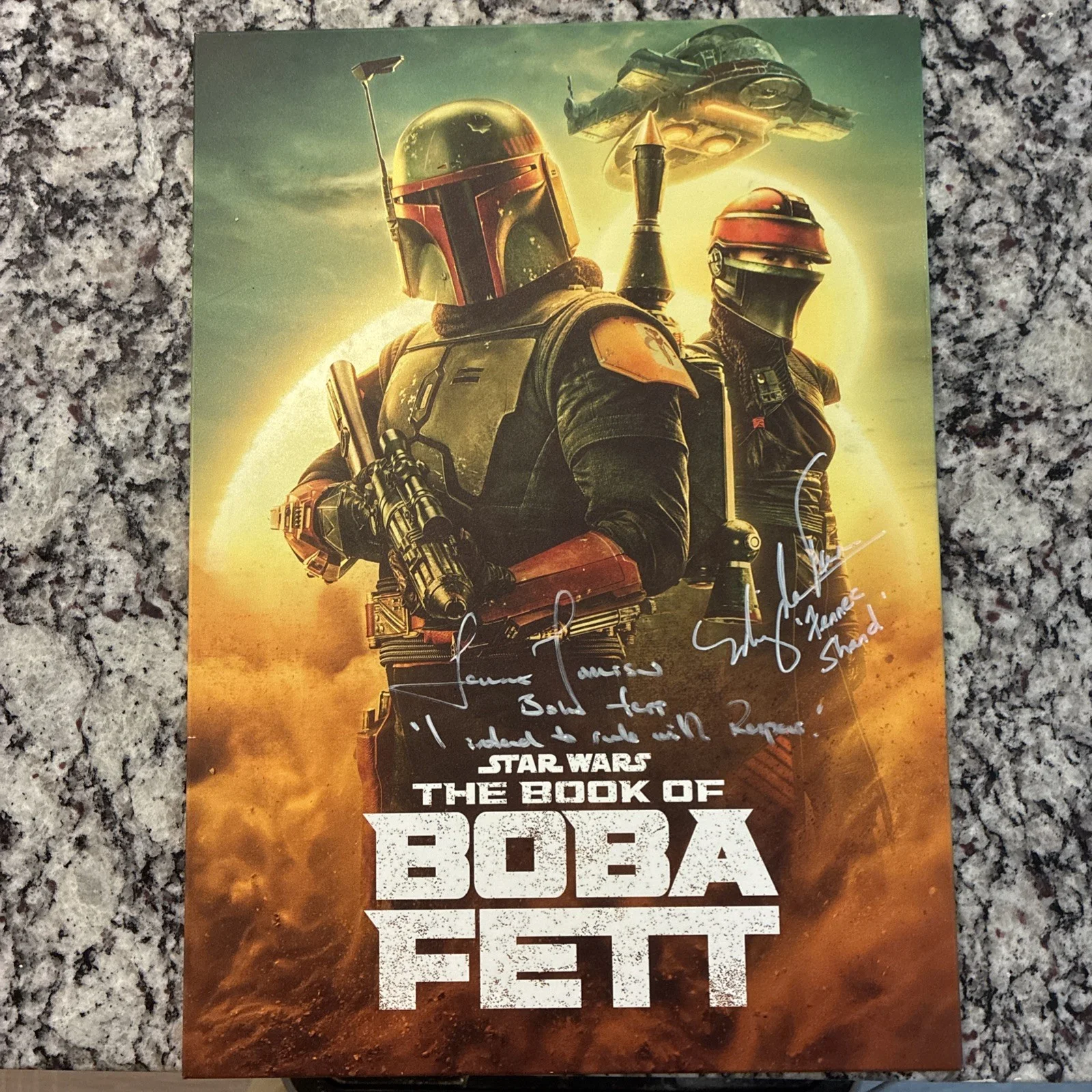 Displate The Book Of Boba Fett Signed By Temuera Morrison And Ming-Na Wen JSA, изображение 2