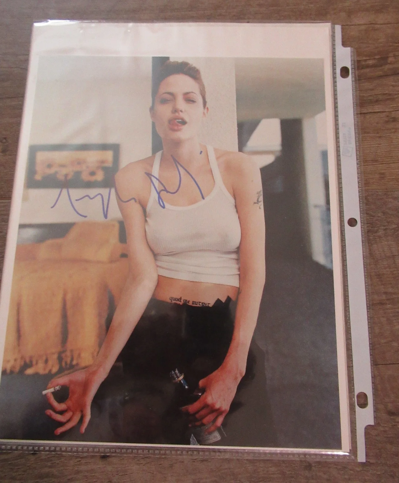 Angelina Jolie autographed 8x10 signed Photo Picture with COA, изображение 2