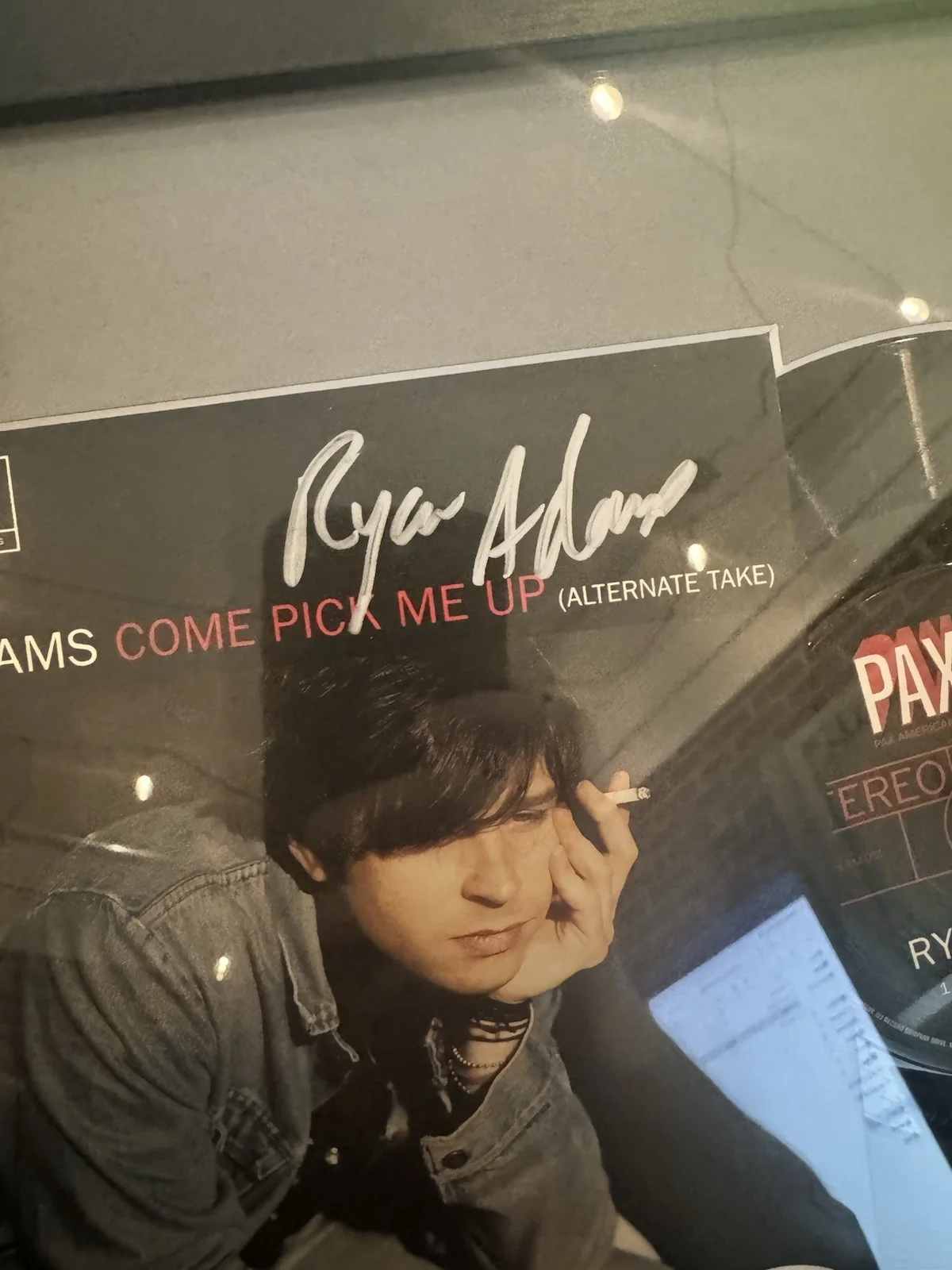 Ryan Adams Signed "Come Pick Me Up" 7" Vinyl Framed 11x14 - JSA, изображение 2