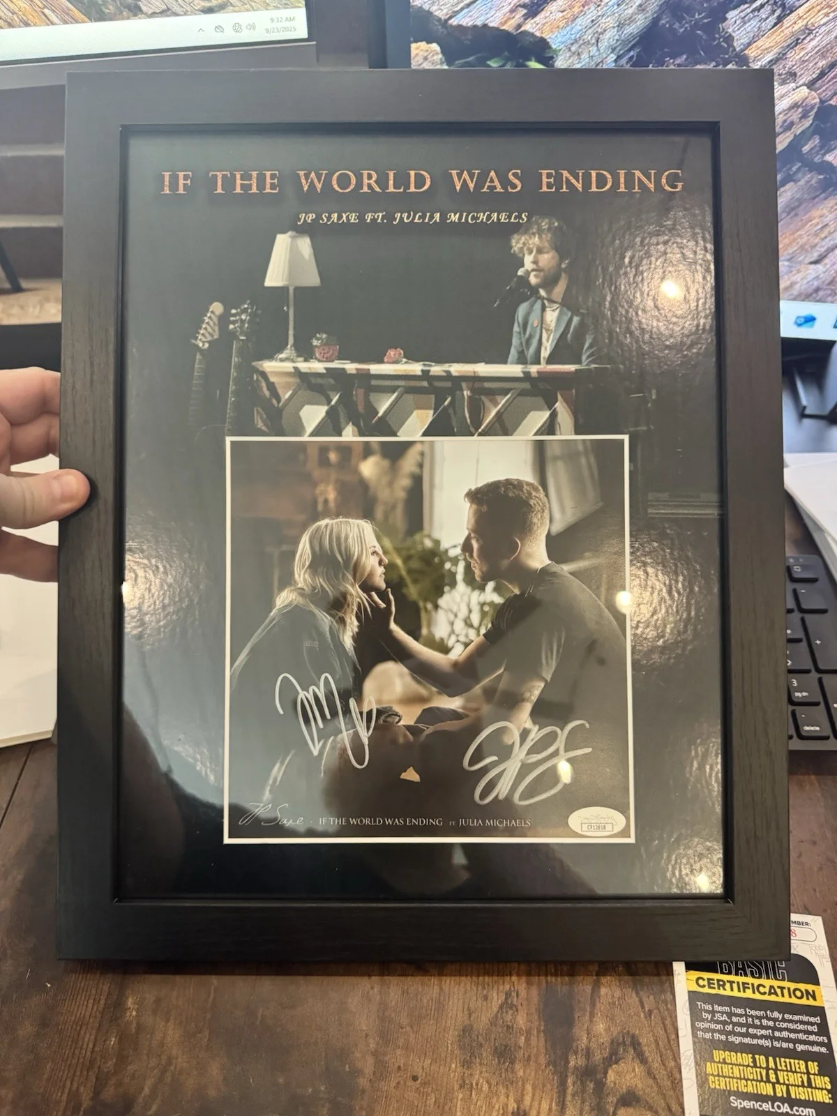 Julia Michaels JP Saxe Signed "If The World Was Ending" Vinyl Framed 11x14 - JSA, изображение 2