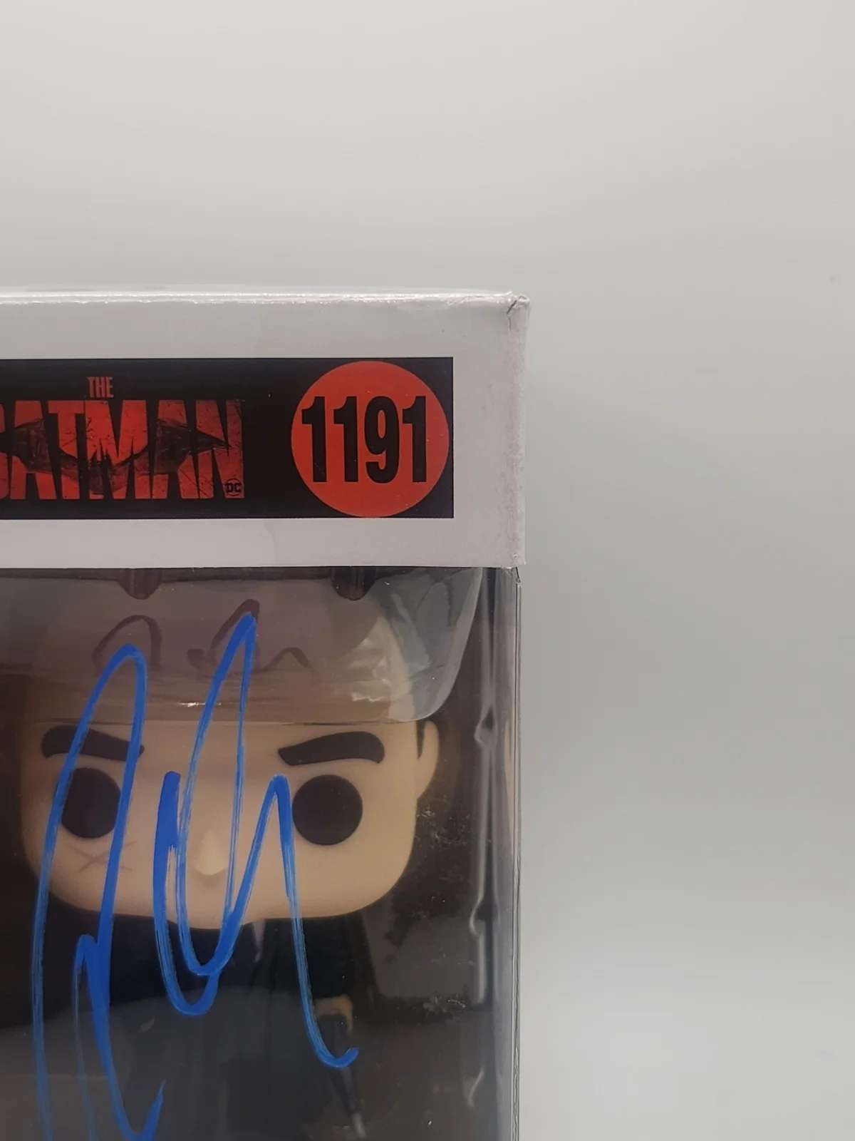 COLIN FARRELL — COLIN FARRELL SIGNED OSWALD COBBLEPOT FUNKO POP #1191 BECKETT BAS THE BATMAN, image 4