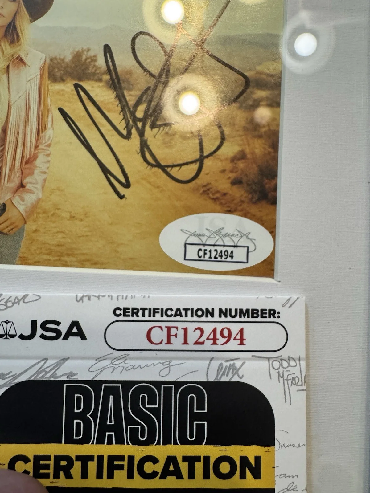 MIRANDA LAMBERT — Miranda Lambert Signed CD Insert "Palomino" Framed 6.5x12 - JSA, image 2