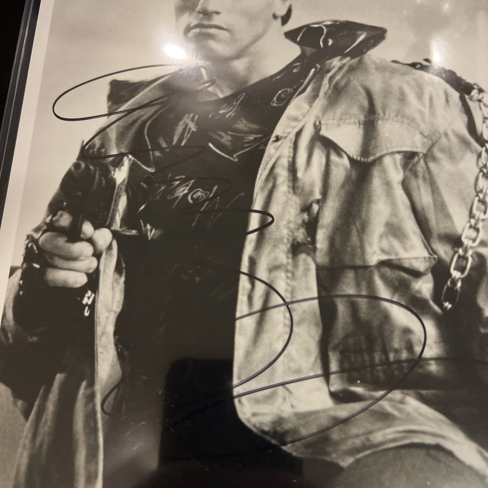 Arnold Schwarzenegger Signed 8 X 10 Terminator With Certificate Of Authenticity, image 2
