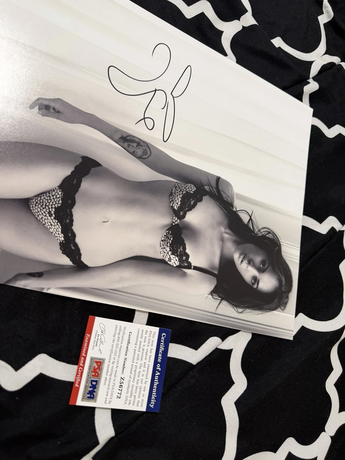 Megan Fox — MEGAN FOX SIGNED AUTOGRAPHED SEXY 11x14 PHOTO w/COA PSA GORGEOUS RARE!! 😍, изображение 3