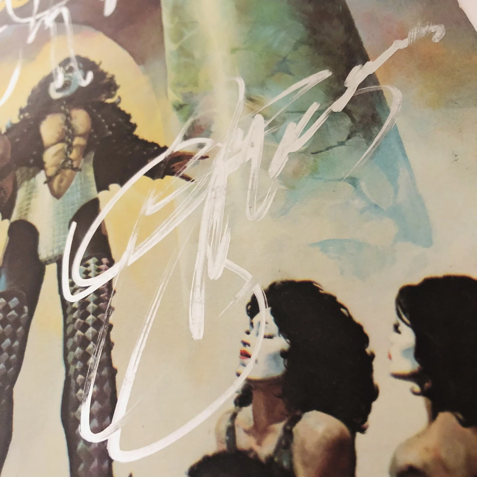 Kiss Autographed Album Cover, Love Gun, Signed Gene Simmons & Peter Criss, 1977, изображение 2