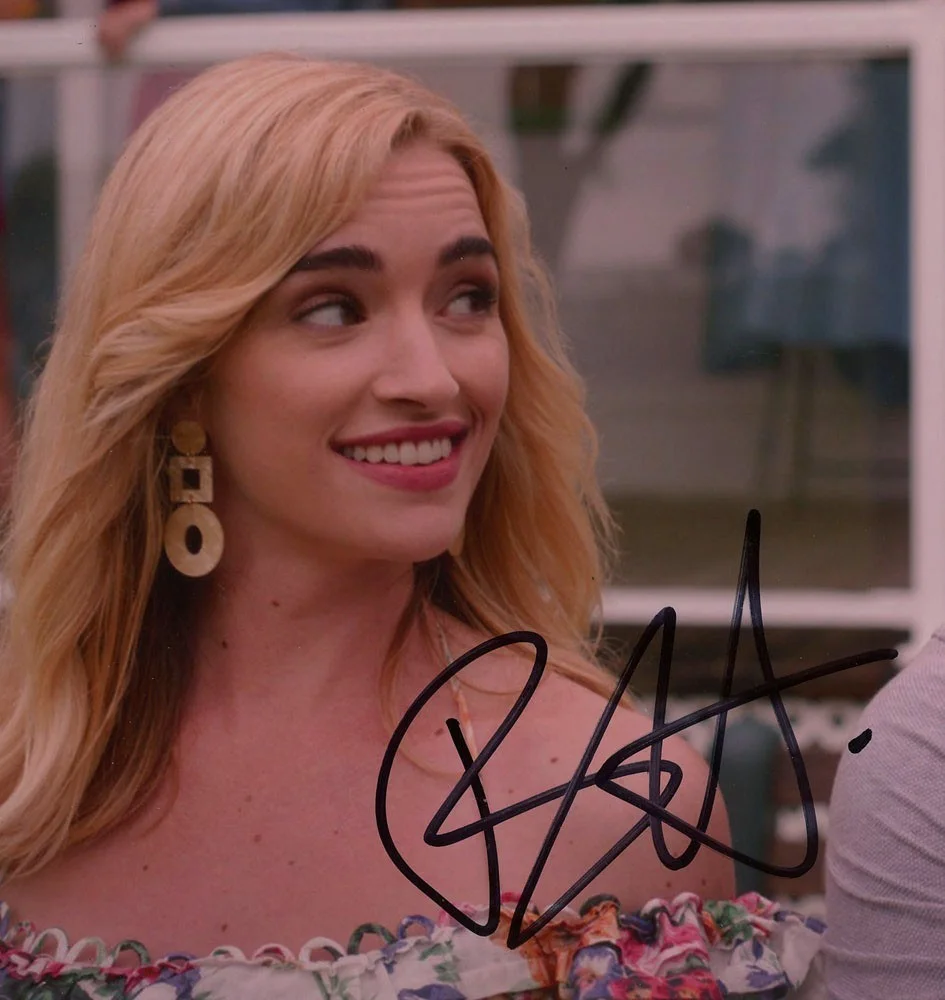 BRIANNE HOWEY — Brianne Howey signed "GINNY & GEORGIA" 8x10 Photo EXACT PROOF m Paul ACOA COA, image 5