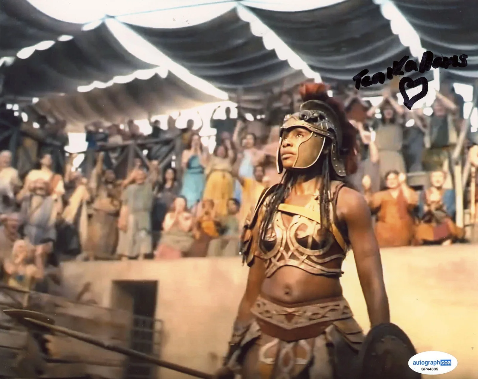 Tenika Davis — Tenika Davis signed "SPARTACUS: HOUSE OF ASHUR" 8x10 Photo PROOF c Achillia ACOA, изображение 3
