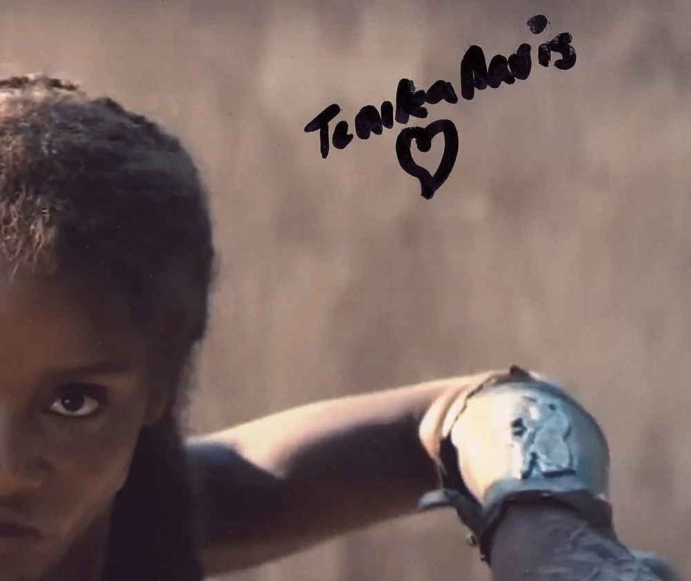 Tenika Davis — Tenika Davis signed "SPARTACUS: HOUSE OF ASHUR" 8x10 Photo PROOF b Achillia ACOA, изображение 5