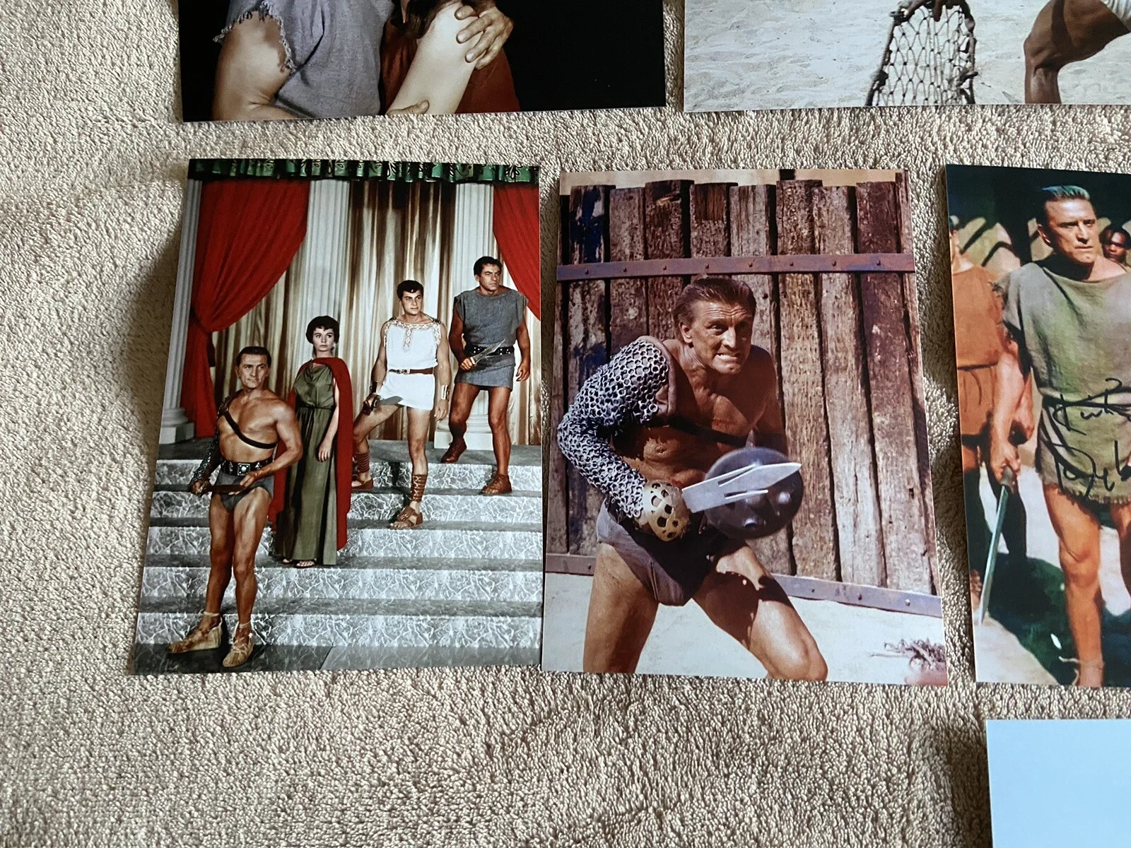 KIRK DOUGLAS (ACTOR) PRESIGNED & UNSIGNED PHOTOS X 14- 7x5”, image 4