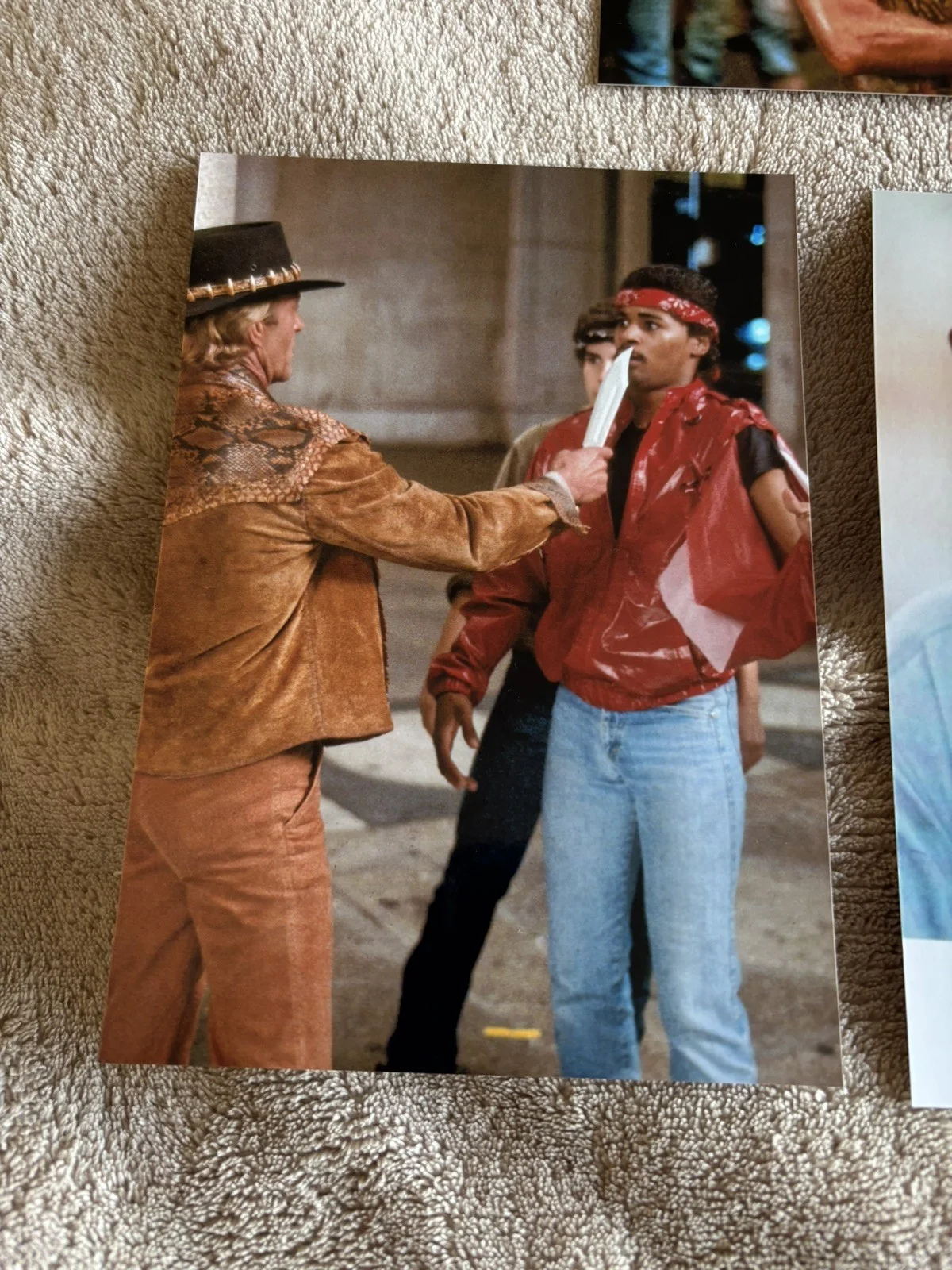 CROCODILE DUNDEE - UNSIGNED & PRESIGNED PHOTOS X 4- 7x5", image 3