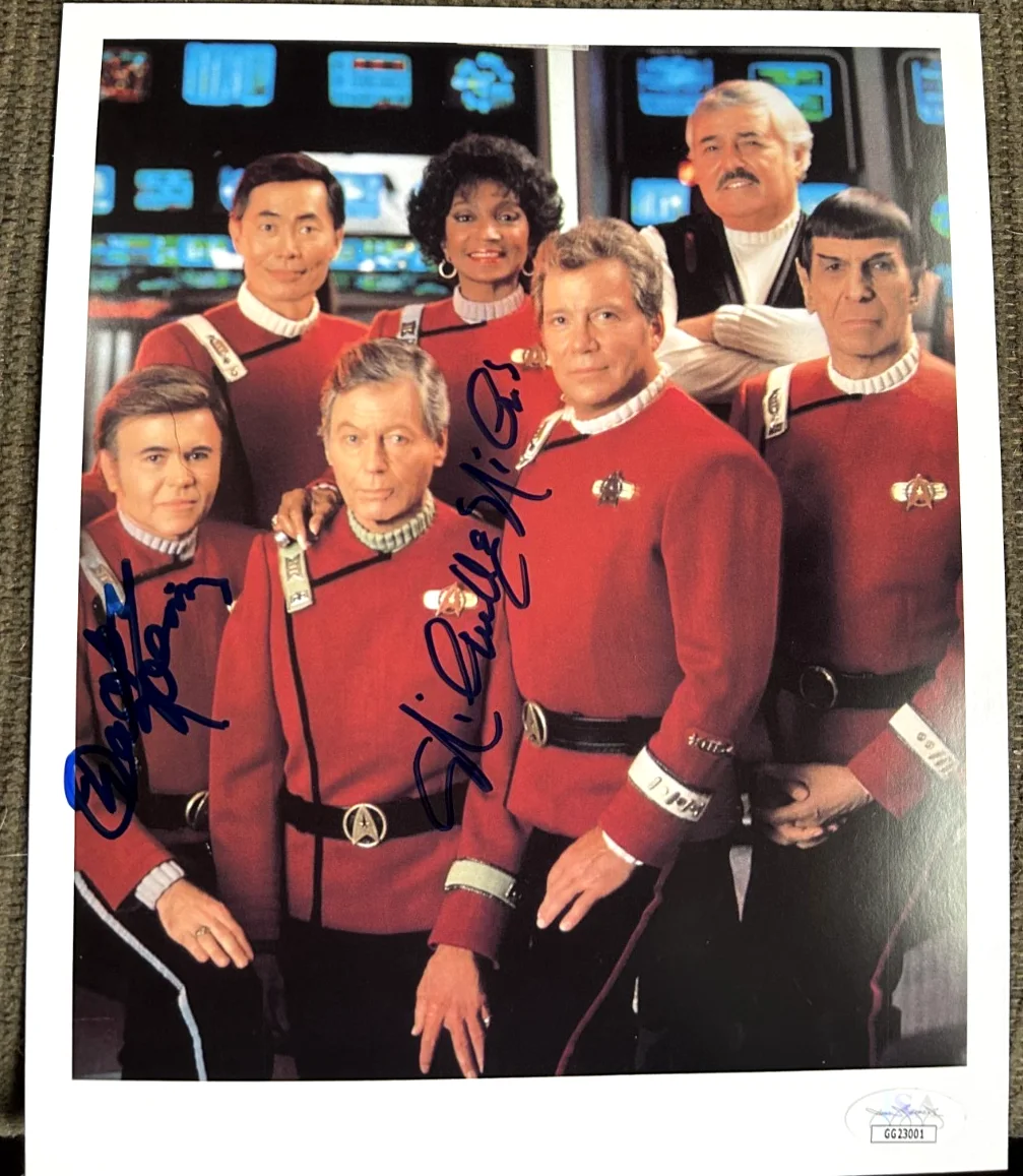 Walter Konieg, Nichelle Nicols — Nichelle Nichols Walter Koenig JSA Autographed 8x10 Photo Star Trek JSA GG23001, изображение 2