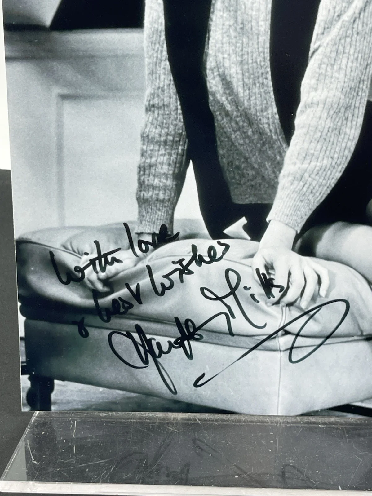 Hayley Mills — Hayley Mills Signed 8x10 BAS Beckett Certified Authentic, image 2